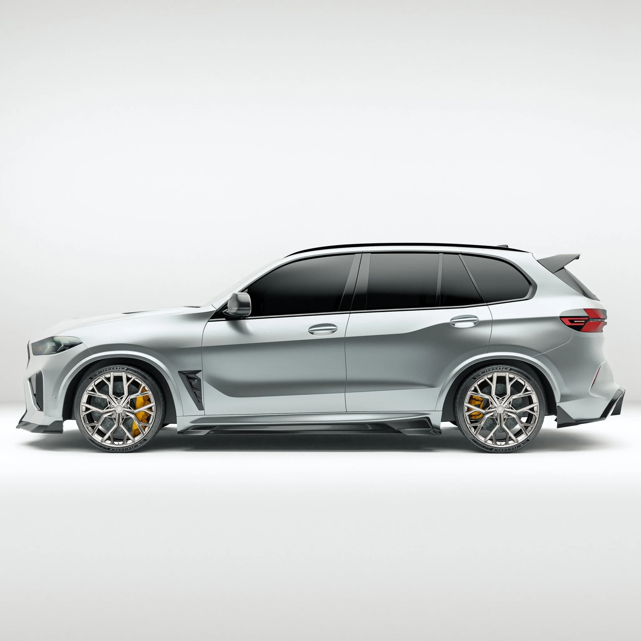 BMW X5M F95 LCI Carbon Fiber Bodykit - Image 4