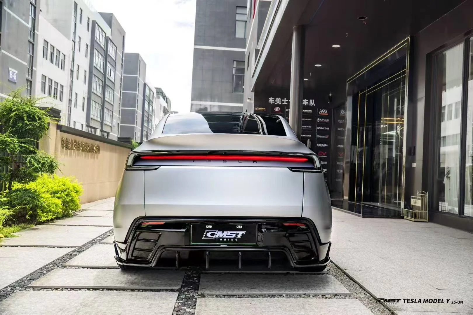 CMST 2025+ Tesla Model Y Lowline Kit Gloss Black Bodykit - Image 6