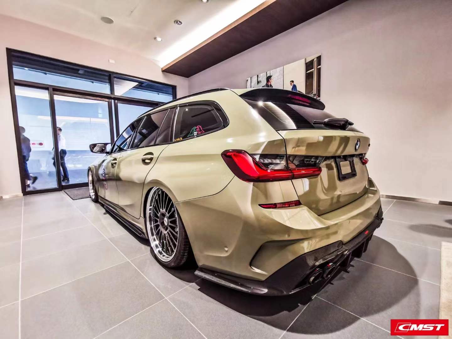 CMST BMW G28 G20 LCI 3 Series Full Dry-Carbon Fibre Bodykit - Image 21
