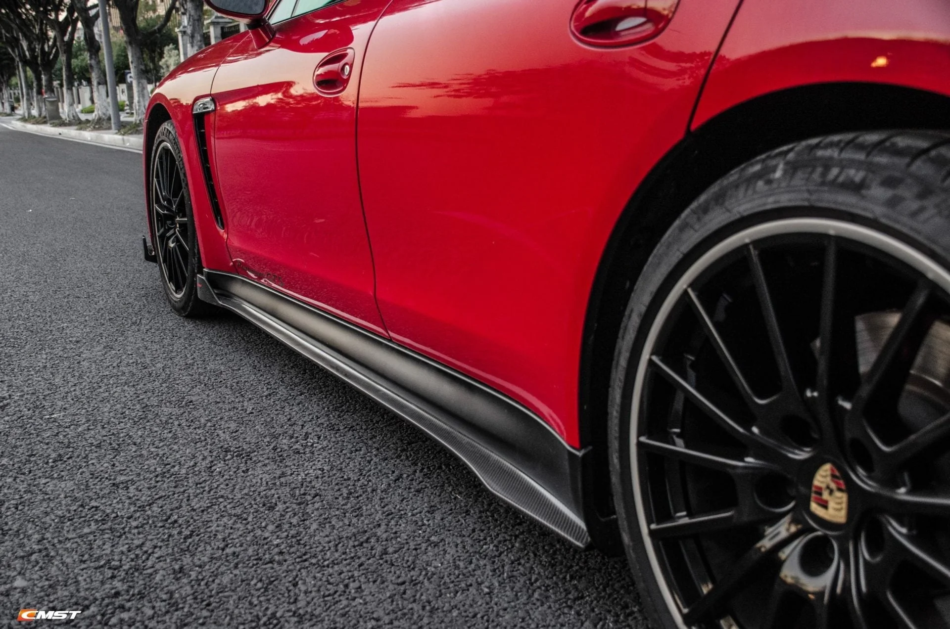 CMST Carbon Fiber Full Body Kit for Porsche Panamera 970.1 GTS 2010-2013 - Image 6