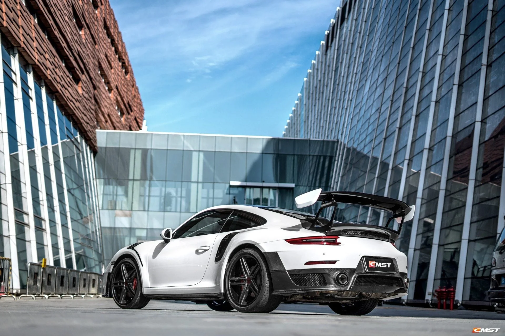 CMST Carbon Fiber Rear Bumper & Diffuser for Porsche 991.1 991.2 GT2RS (2012-2018) - Image 7