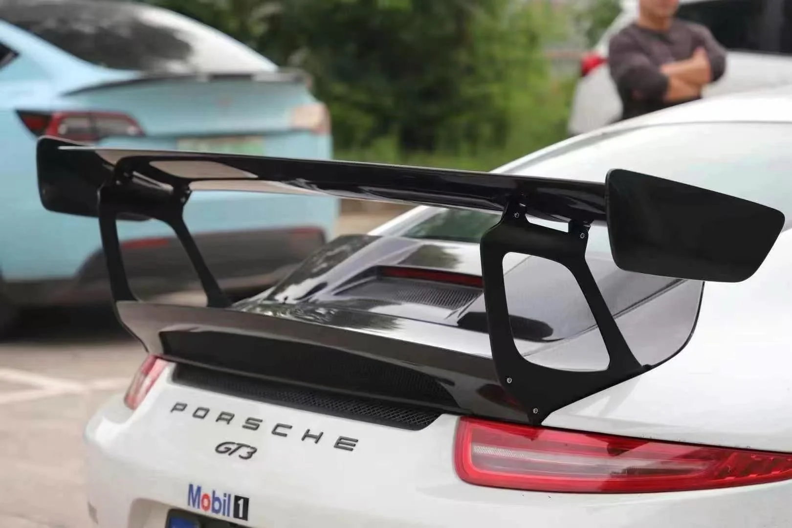 Dry Carbon Fiber GT2 RS Style with Boot Lid for Porsche 911 991.1 991.2 2012-2018 - Image 2