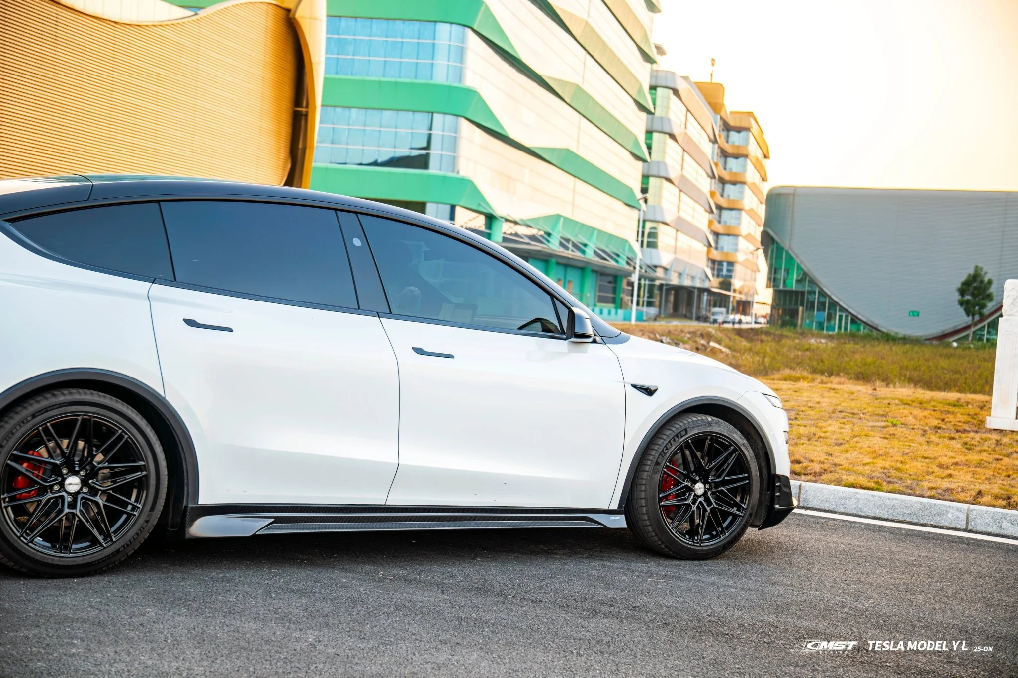 CMST Carbon Tesla Model Y L Full Carbon Fibre Bodykit (2 Versions) - Image 7