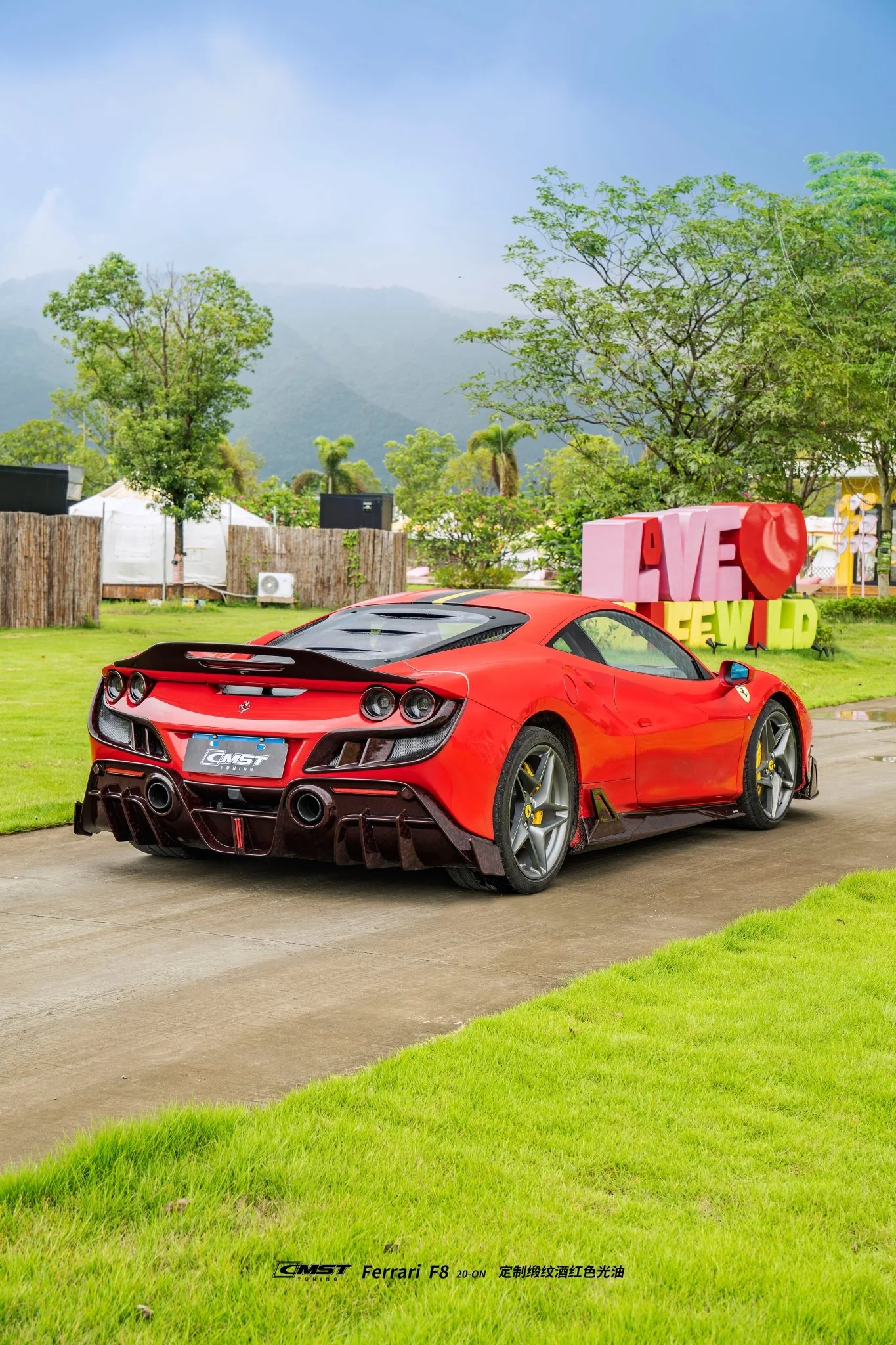 CMST Ferrari F8 Prepreg / Dry-Carbon Fibre Bodykit - Image 4