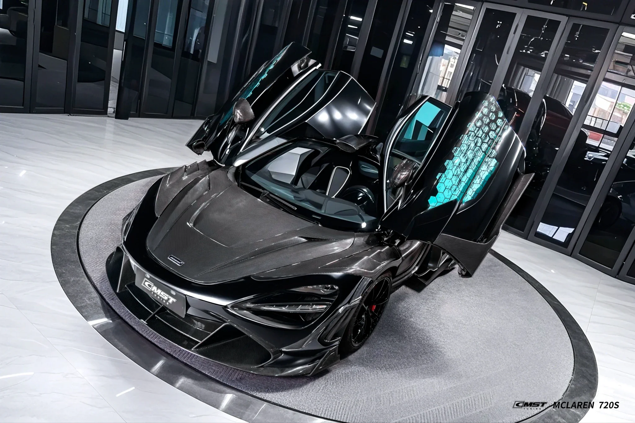 CMST McLaren 720s Dry Carbon Bonnet - Image 6