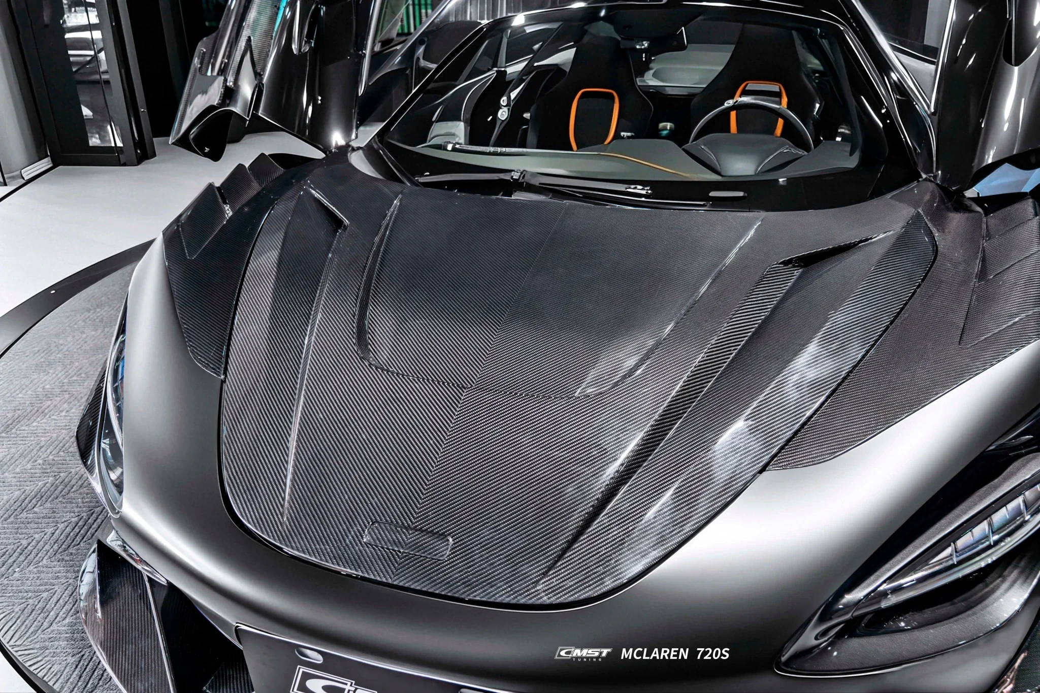 CMST McLaren 720s Dry Carbon Bonnet - Image 7