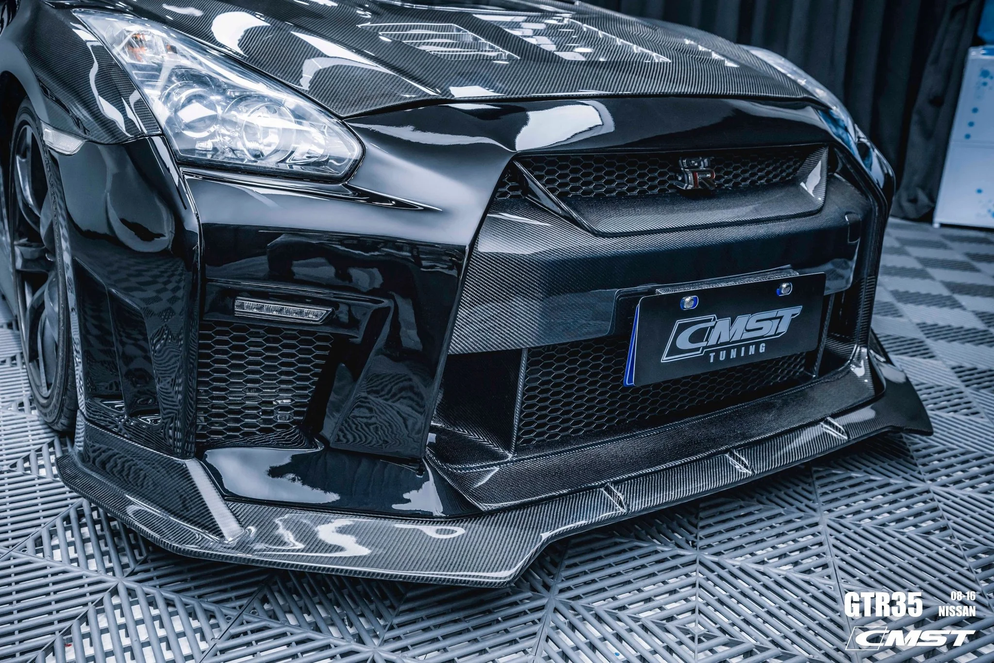 CMST Nissan GTR 2008-2016 R35 Full Carbon Fibre Bodykit - Image 11