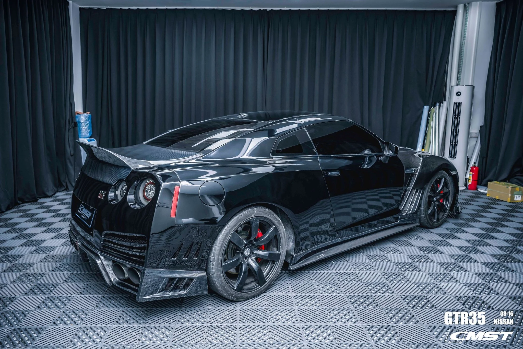 CMST Nissan GTR 2008-2016 R35 Full Carbon Fibre Bodykit - Image 17