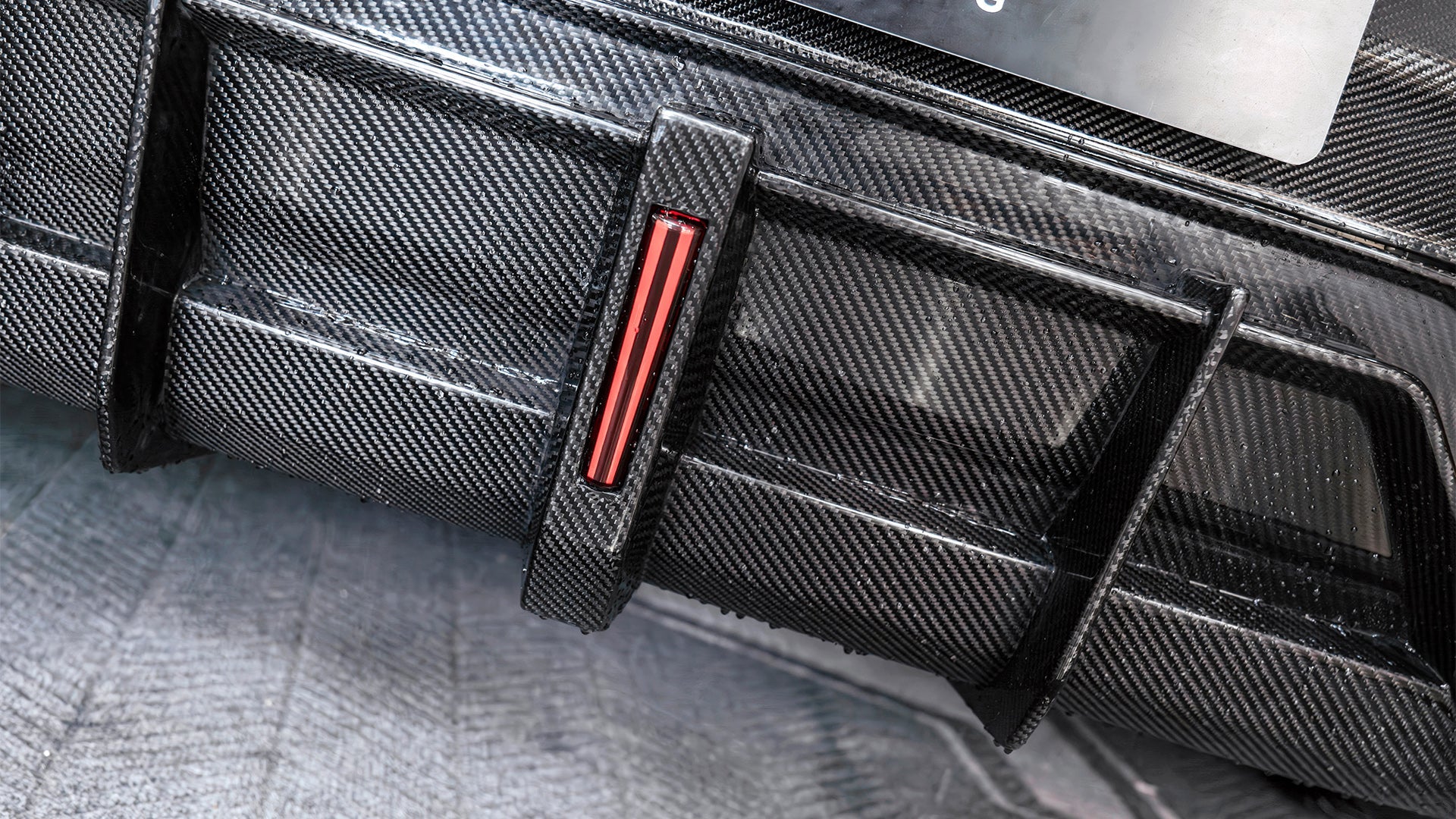 CMST Nissan GTR R35 Carbon Fibre Narrowbody Kit 2008-2016 - Image 9