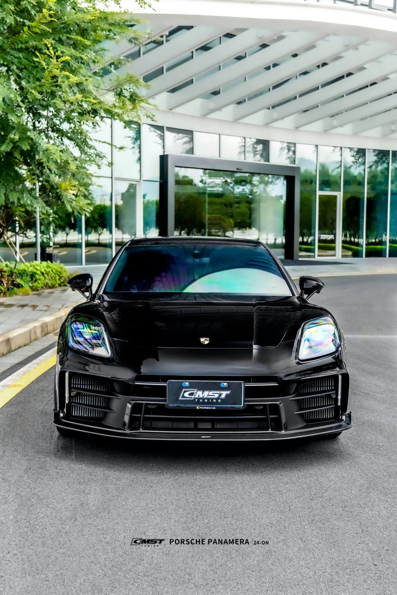 CMST Porsche Panamera 976 Base 4 4S E-Hybrid Dry Carbon Full Bodykit - Image 8