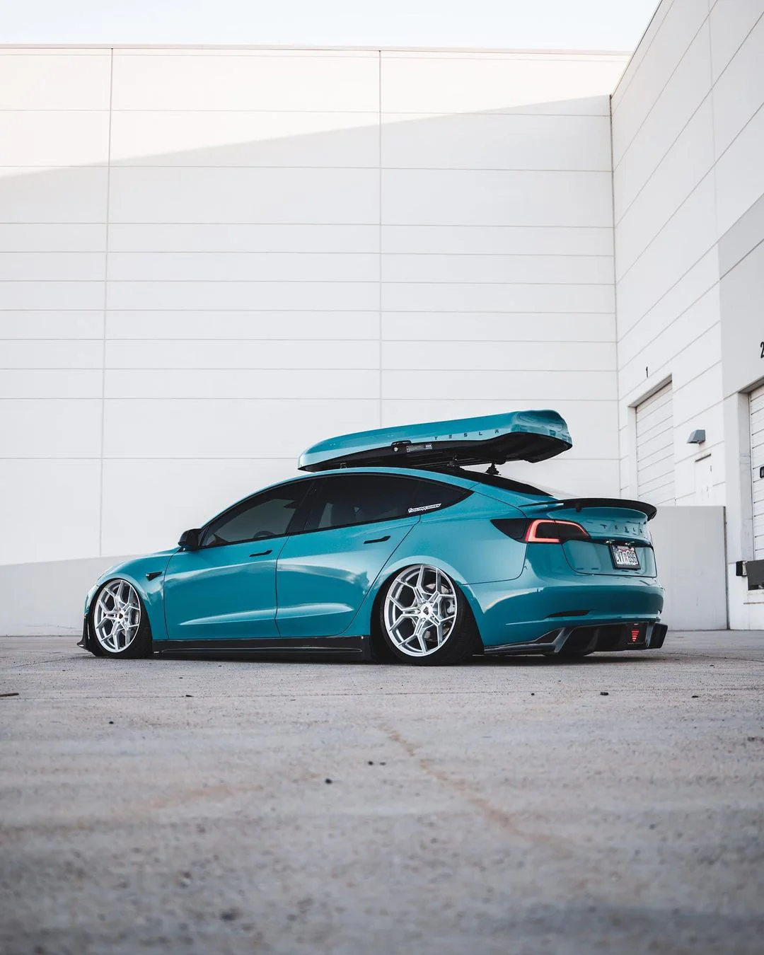 CMST Tesla Model 3 Carbon Fiber Full Body Kit Style E - Image 77