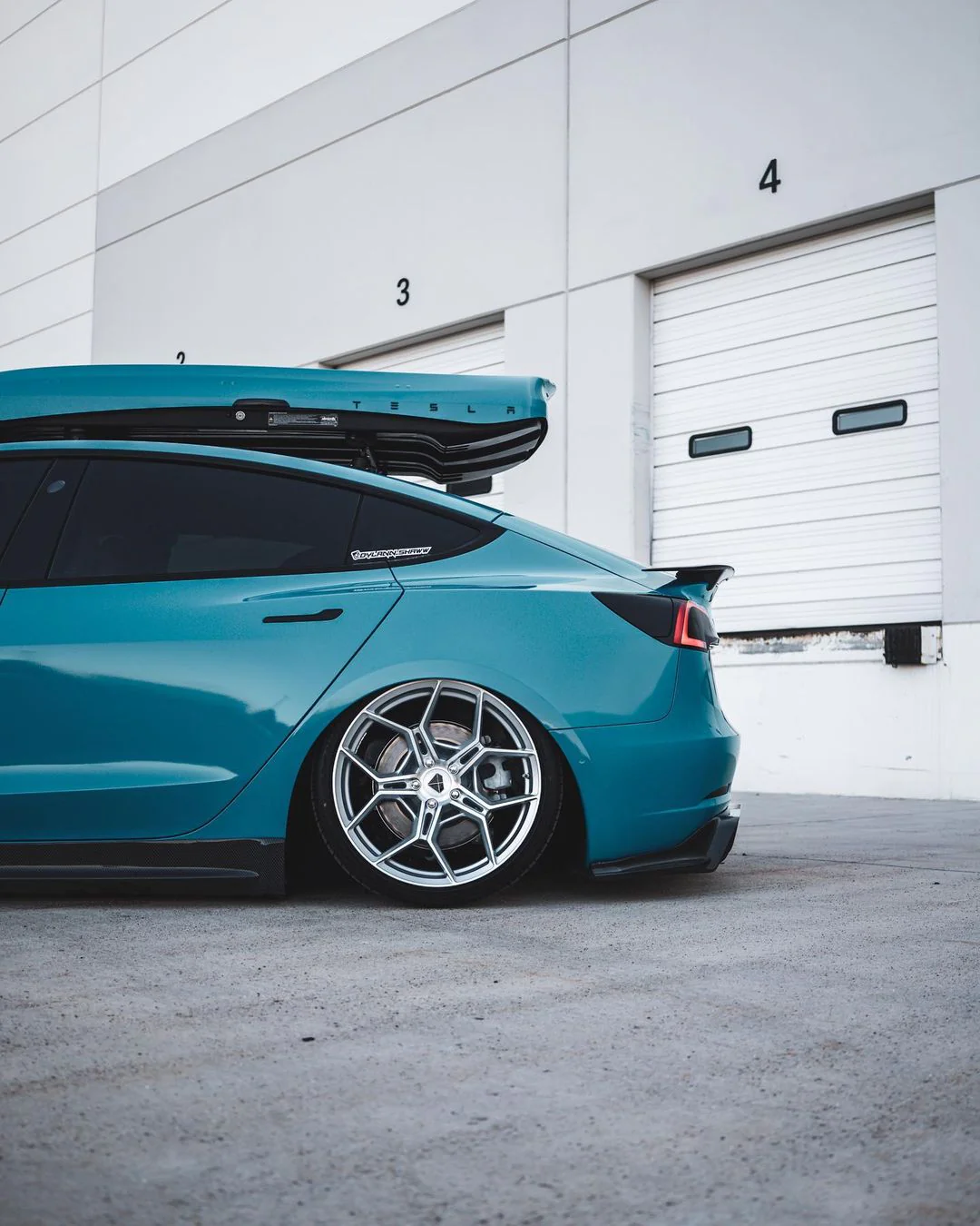 CMST Tesla Model 3 Carbon Fiber Full Body Kit Style E - Image 80