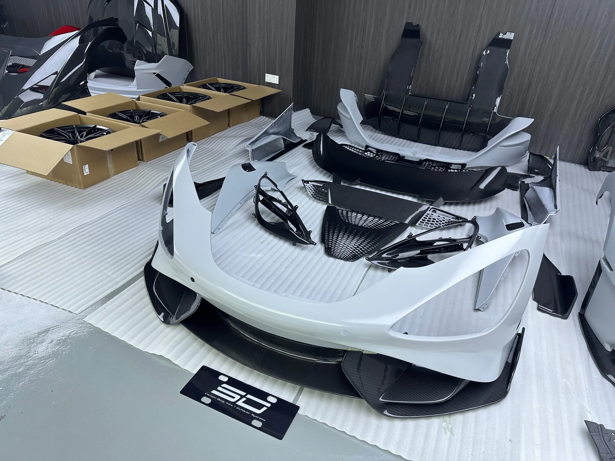 SD Dry Carbon Fibre Conversion Full Body Kit for McLaren 720S to 765LT - Image 25