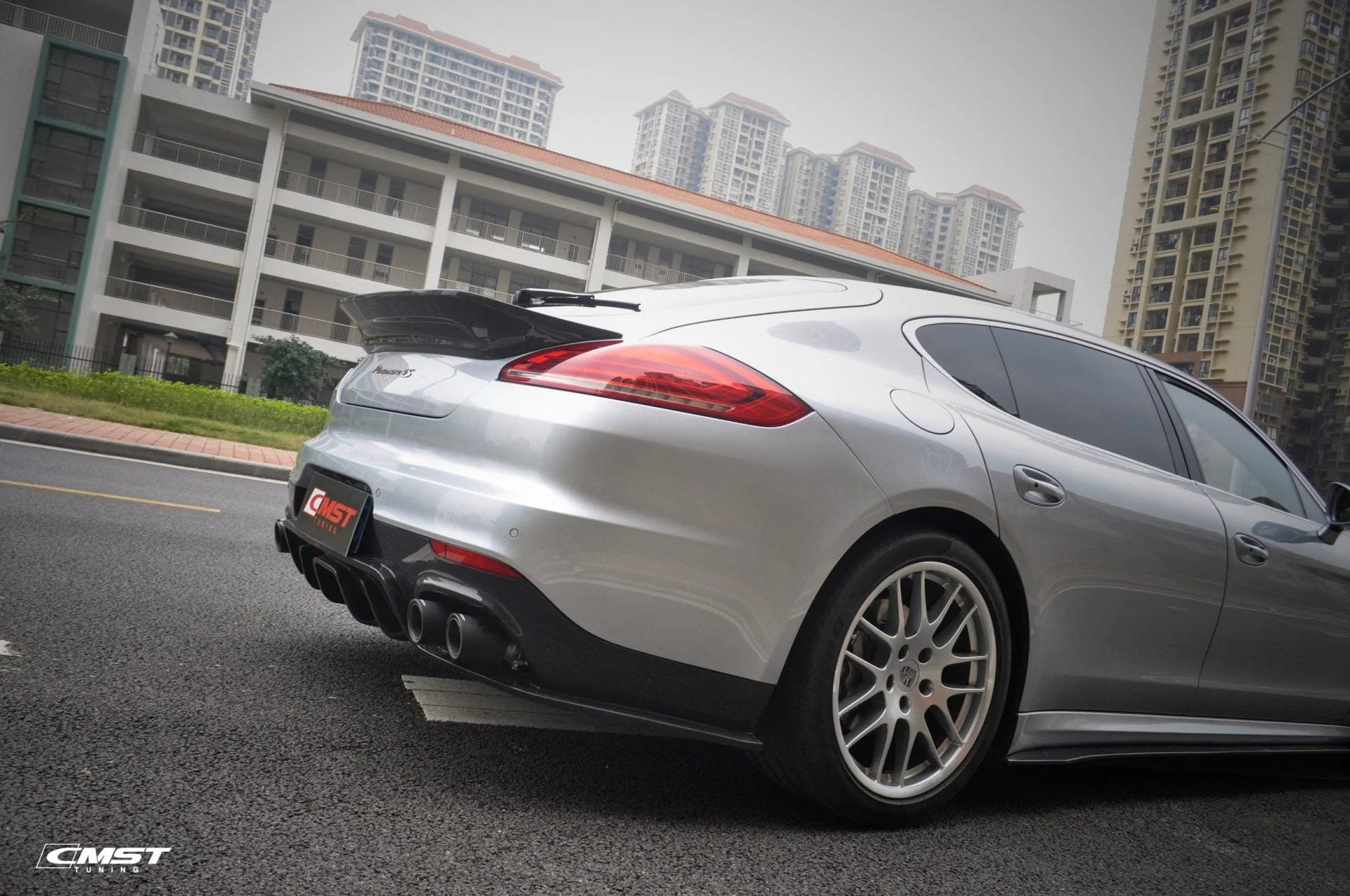 CMST Tuning Carbon Fiber Full Body Kit for Porsche Panamera 970.2 Base 2014-2016 - Image 7