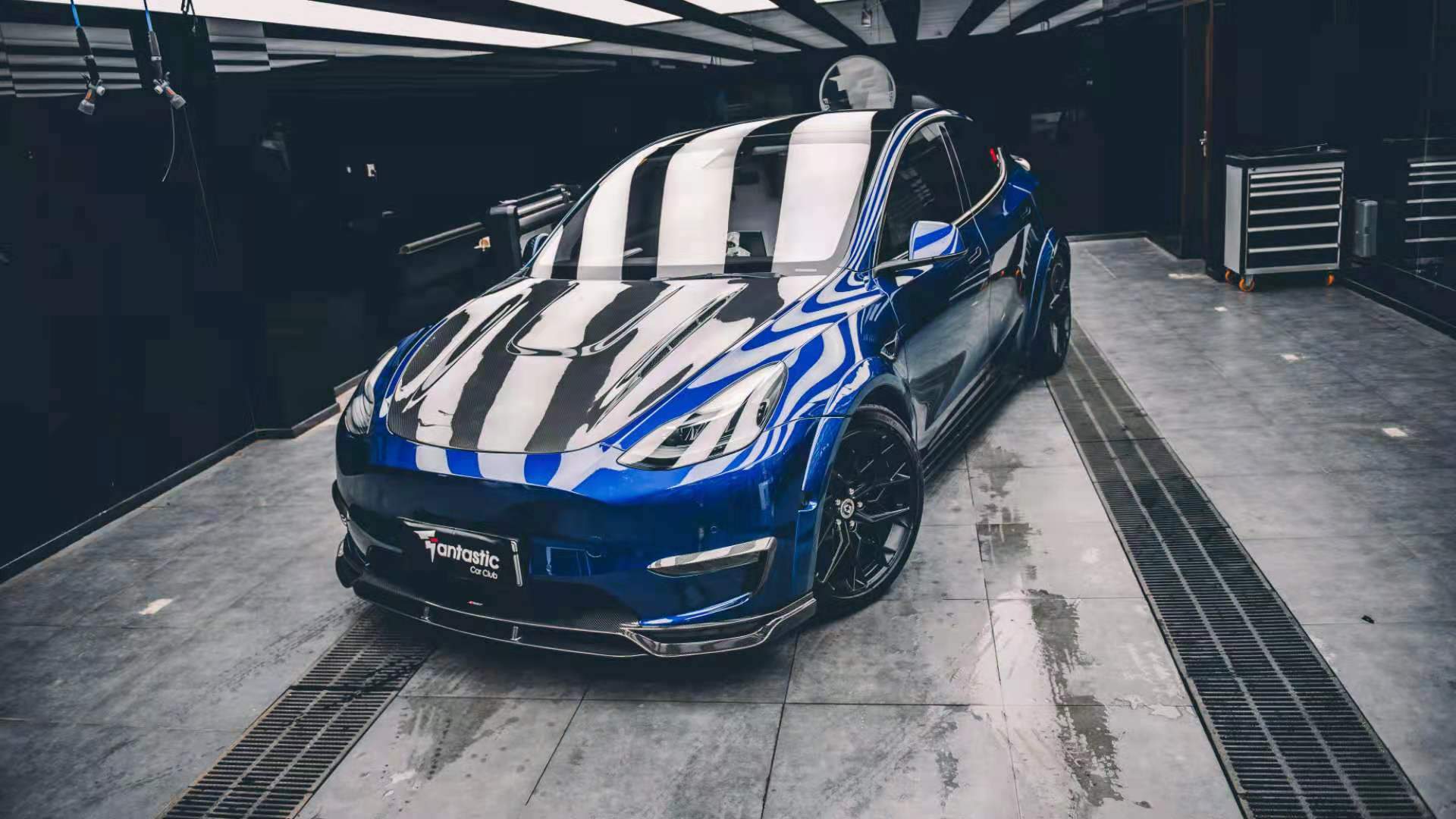 CMST Tuning Carbon Fiber Hood Bonnet Ver.1 for Tesla Model Y - Image 16