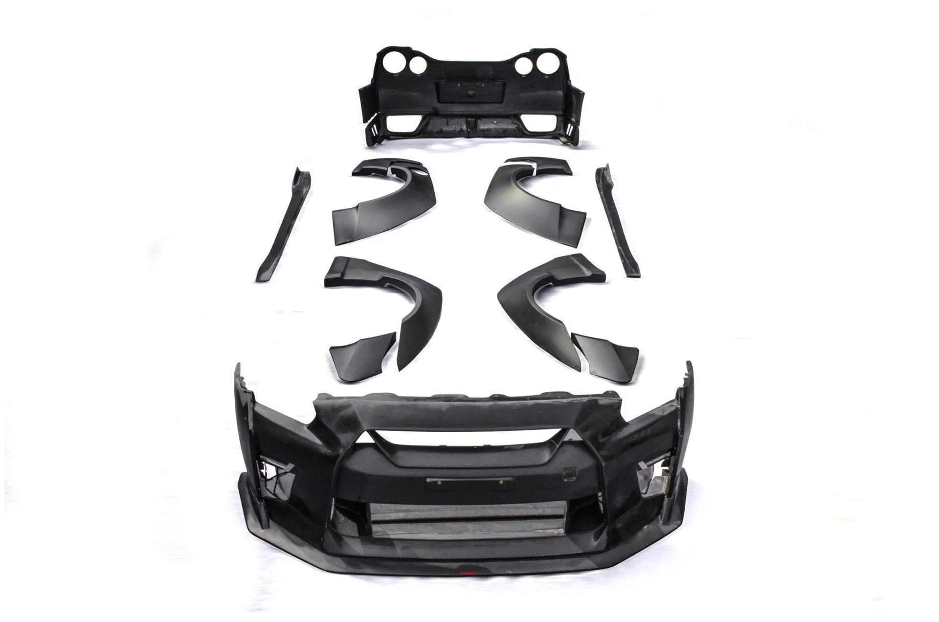 CMST Tuning  Facelift Conversion Partial Carbon Fiber Full Body Kit for Nissan GTR GT-R R35 2008-2016 - Image 3