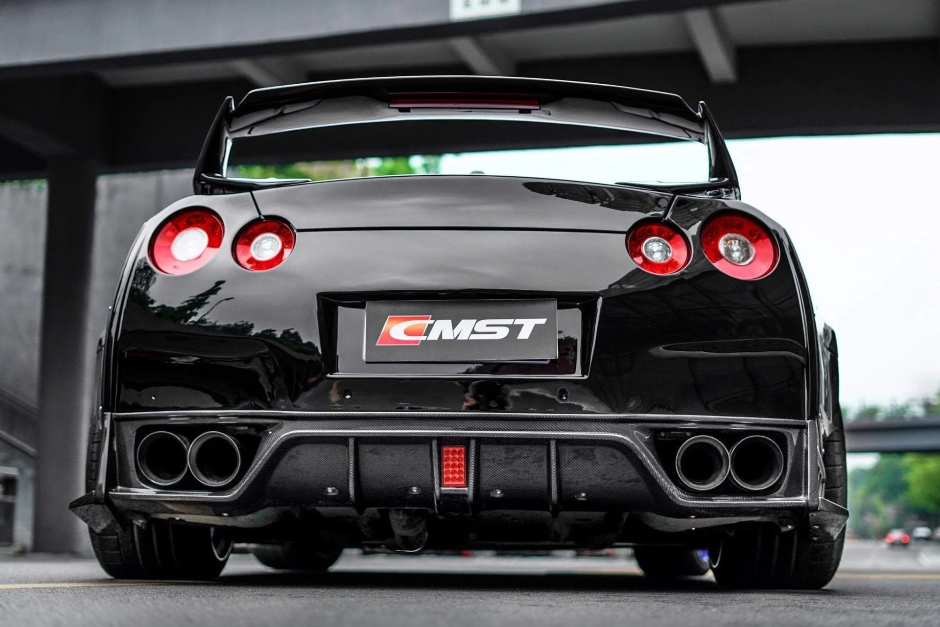 CMST Tuning  Facelift Conversion Partial Carbon Fiber Full Body Kit for Nissan GTR GT-R R35 2008-2016 - Image 5