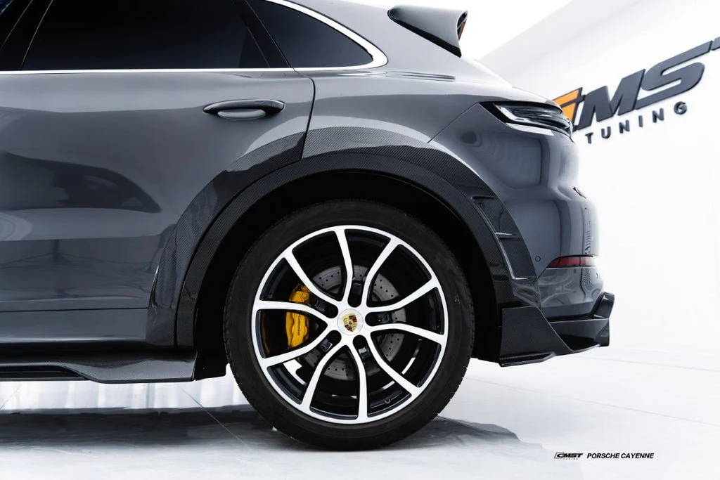 CMST Tuning Pre-preg Carbon Fiber Wheel Arches For Porsche Cayenne 9Y0 Facelift - Image 3