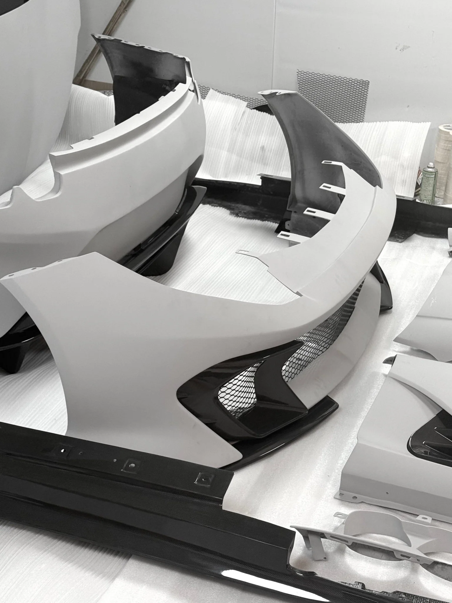 812 Superfast / GTS to Competizione-Style Carbon Fibre Conversion Body Kit (Aftermarket) - Image 32