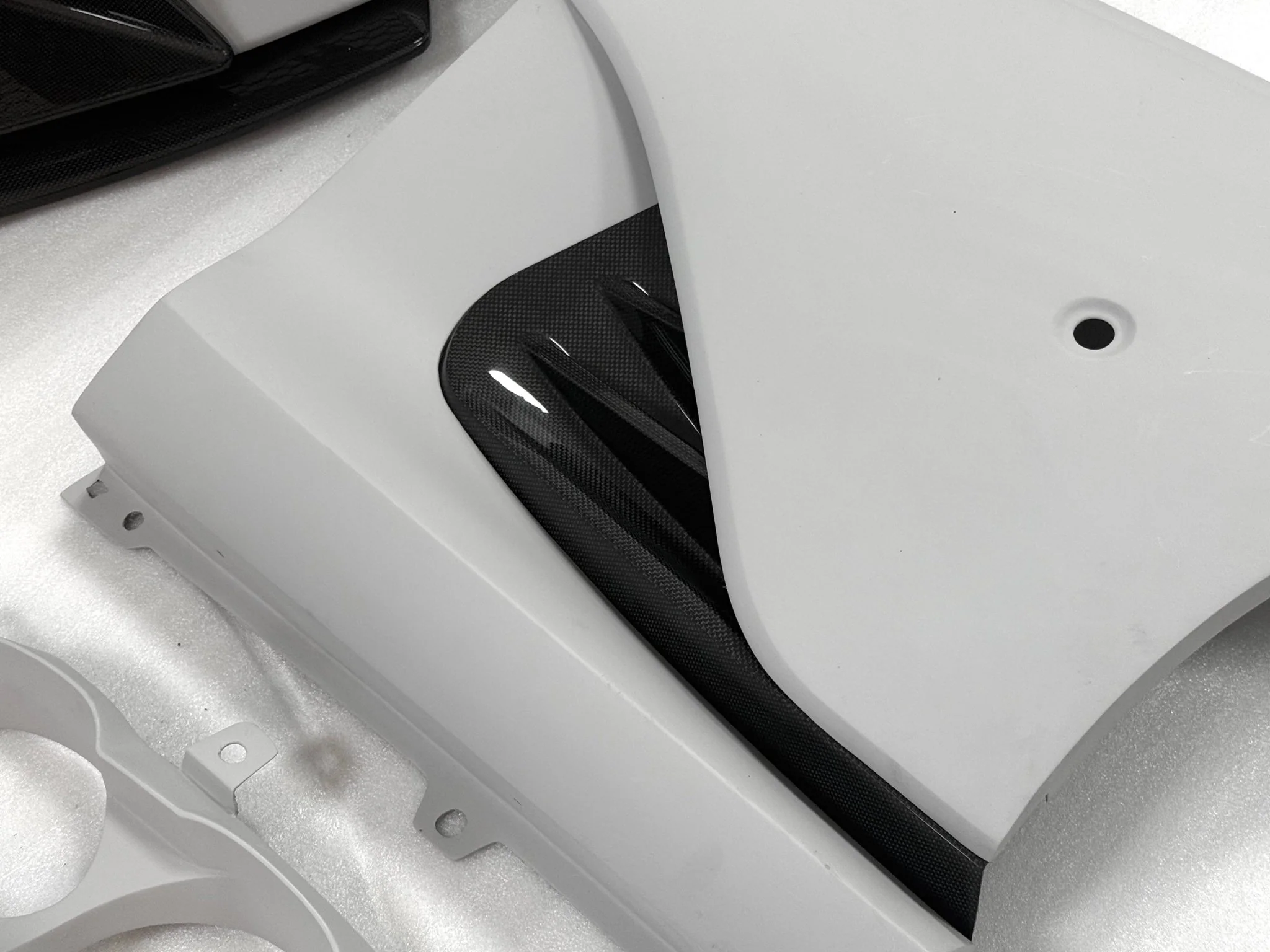 812 Superfast / GTS to Competizione-Style Carbon Fibre Conversion Body Kit (Aftermarket) - Image 46