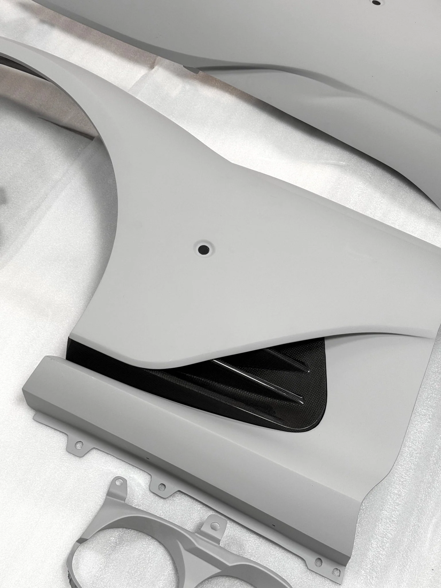 812 Superfast / GTS to Competizione-Style Carbon Fibre Conversion Body Kit (Aftermarket) - Image 48