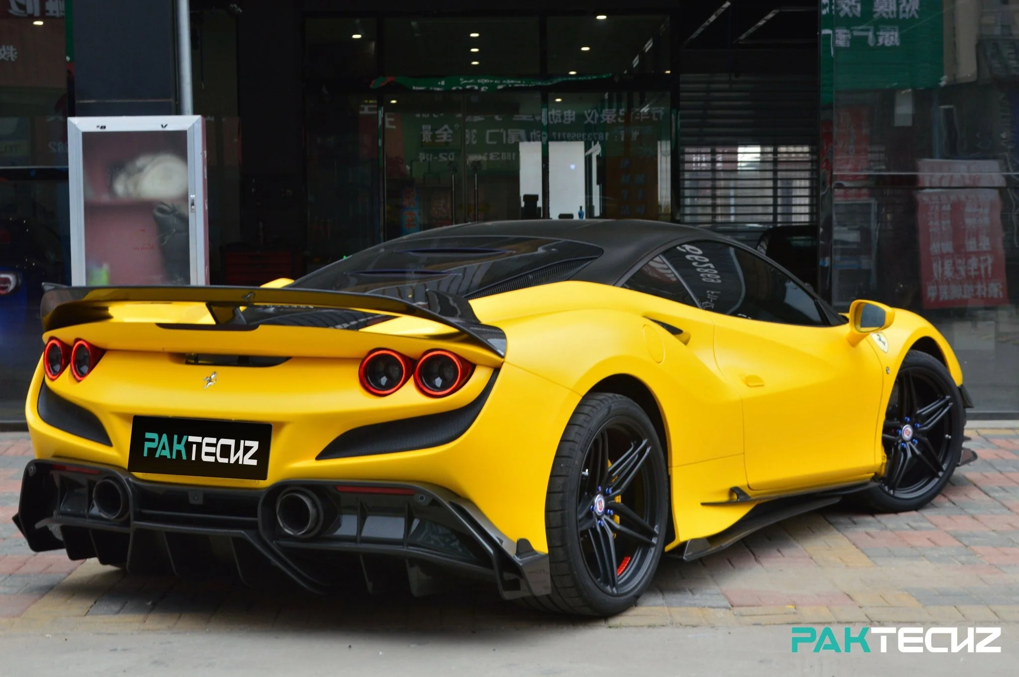 Ferrari F8 Paktechz Full Dry Carbon Aerodynamics kit - Image 16