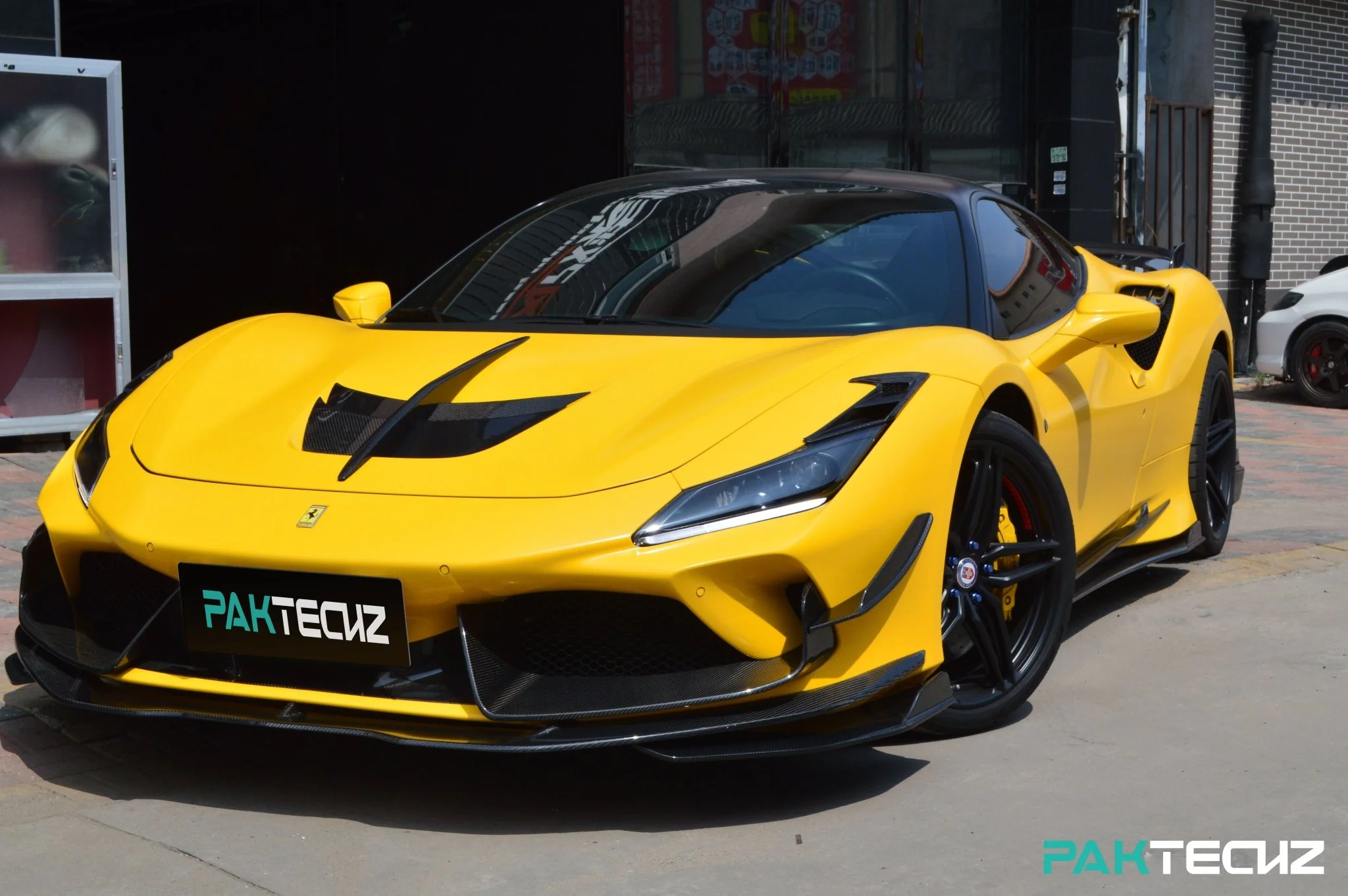 Ferrari F8 Paktechz Full Dry Carbon Aerodynamics kit - Image 4