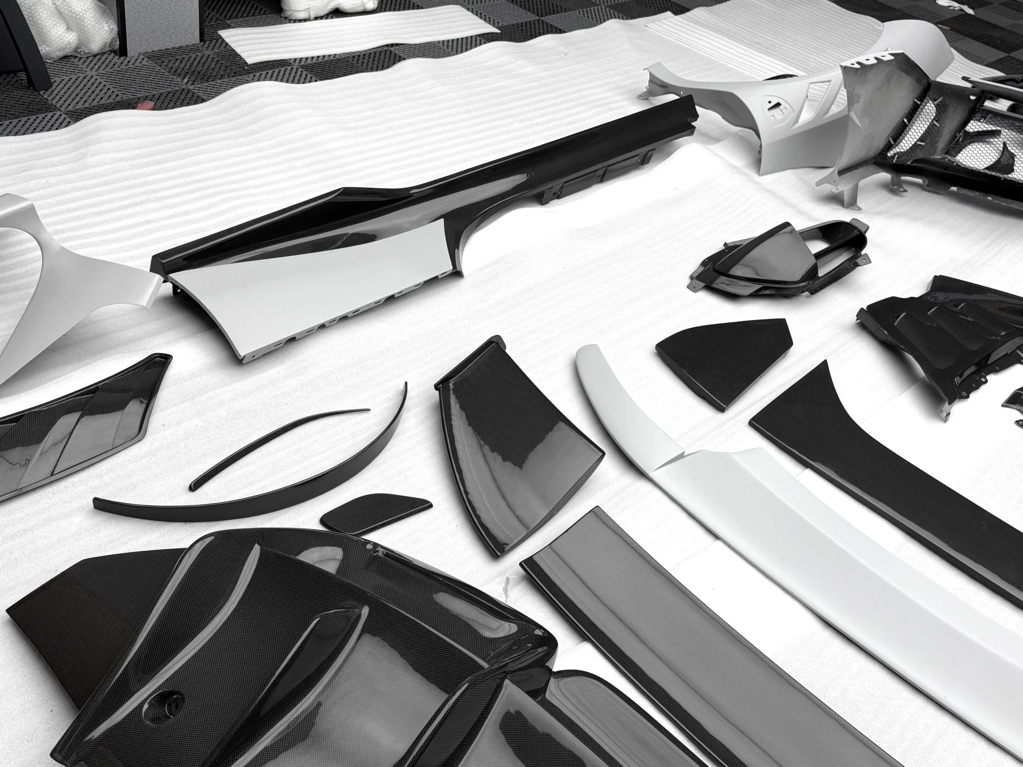 Ferrari SF90XX Style Conversion Kit for SF90 – Complete Prepeg Carbon Body Kit - Image 37