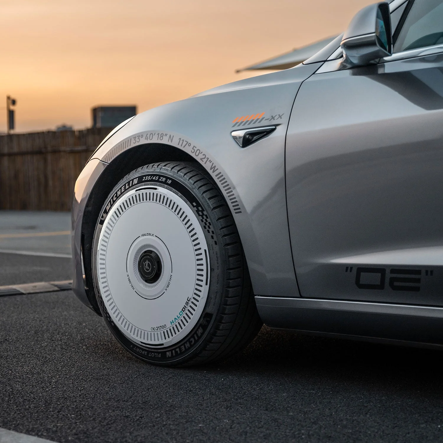 HALODISC 2 Tesla Wheel Covers丨Charging - Image 10