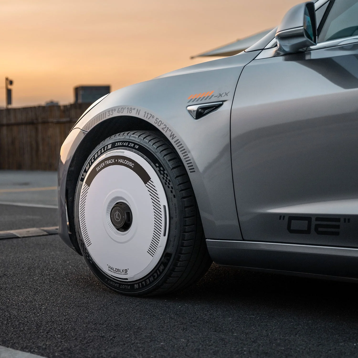 HALODISC 2 Tesla Wheel Covers丨Silver Track - Image 10