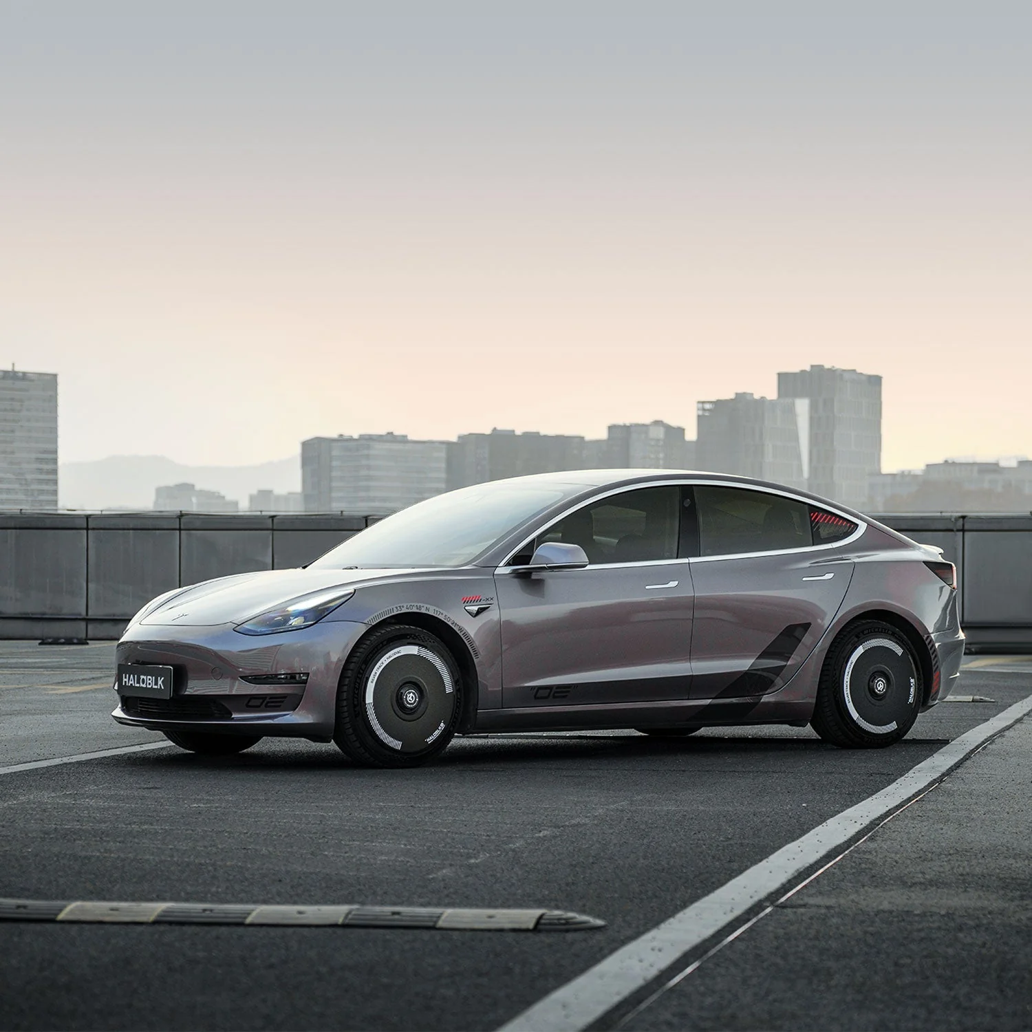 HALODISC 2 Tesla Wheel Covers丨Silver Track - Image 5