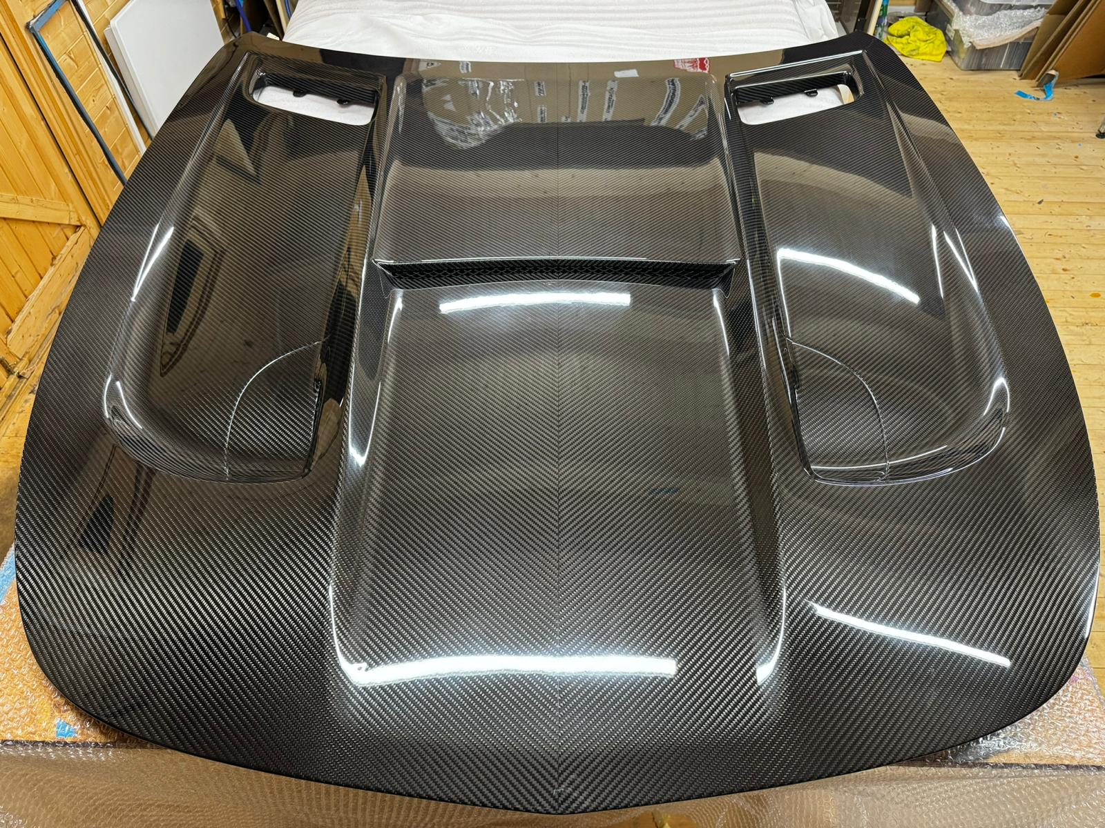 Kid Louis Mercedes Benz C190 AMG GT GTS GTC GTR Dry-Carbon Fiber Hood / Bonnet Black Series Style 2015 - 2021 - Image 17