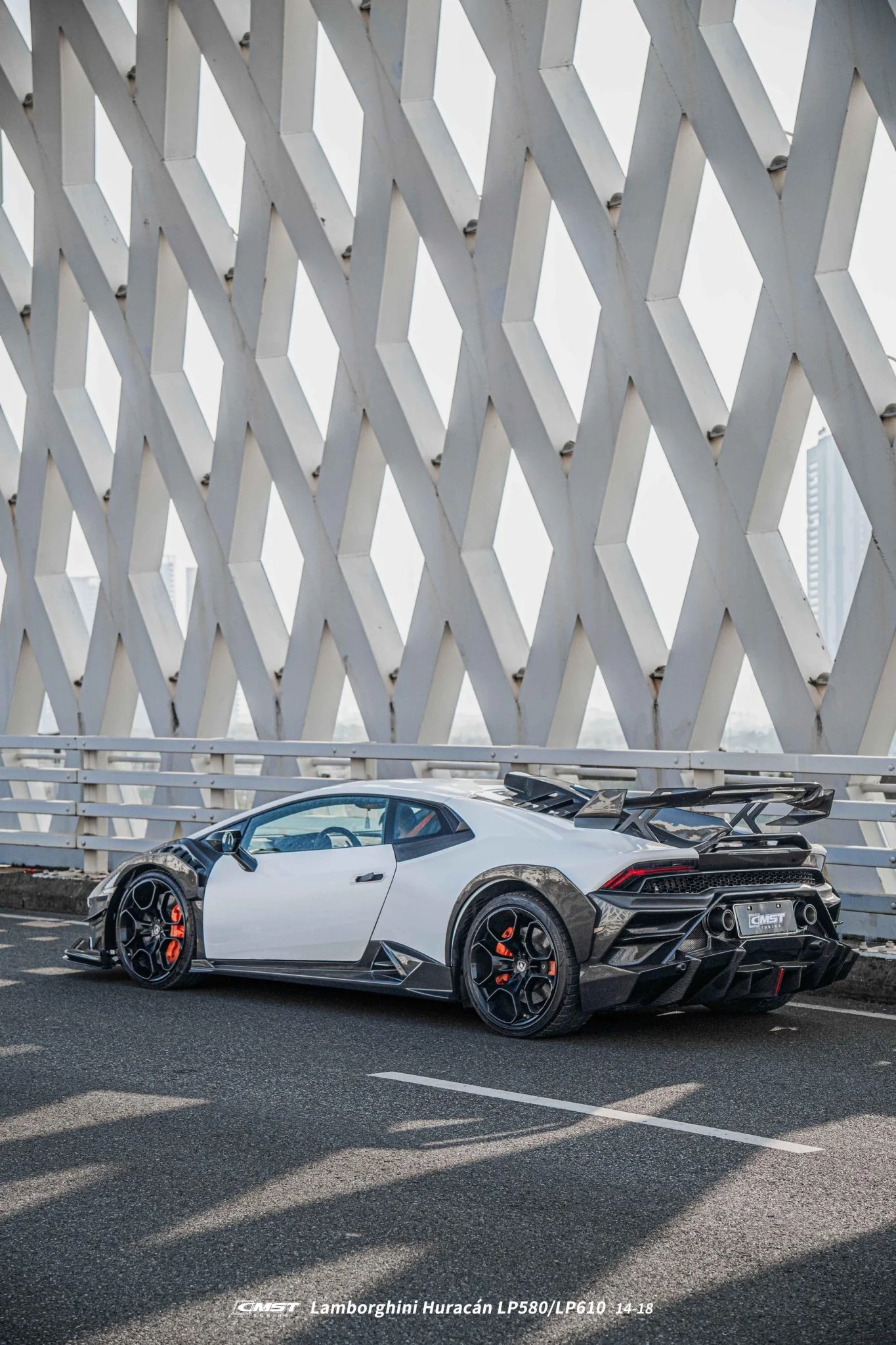 Lamborghini Huracan LP580/610 Full Dry Carbon Fibre Bodykit - Image 5
