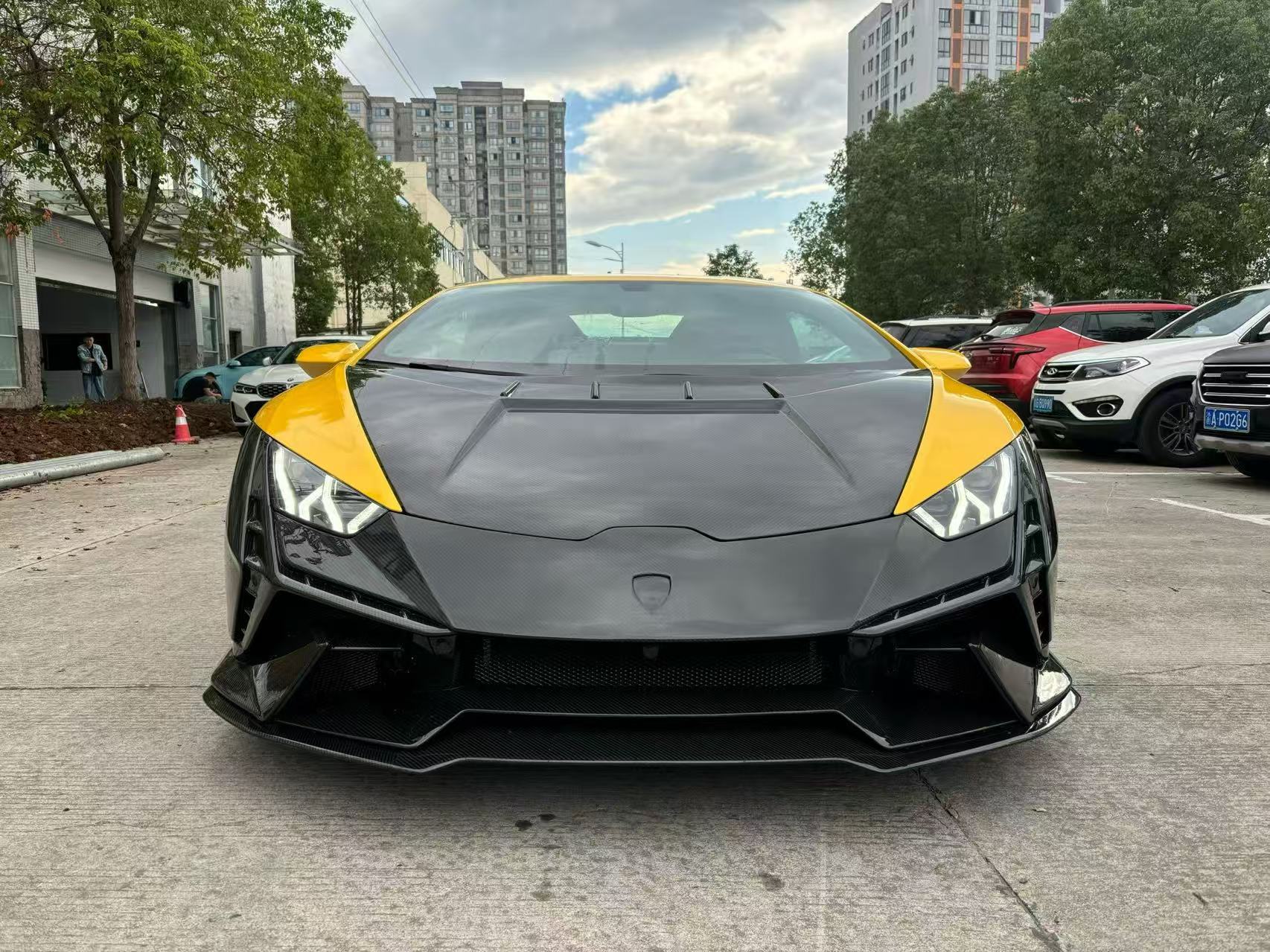 Lamborghini Huracan LP580 / LP610 / EVO → Dry-Carbon Fibre Tecnica Conversion Body Kit - Image 7