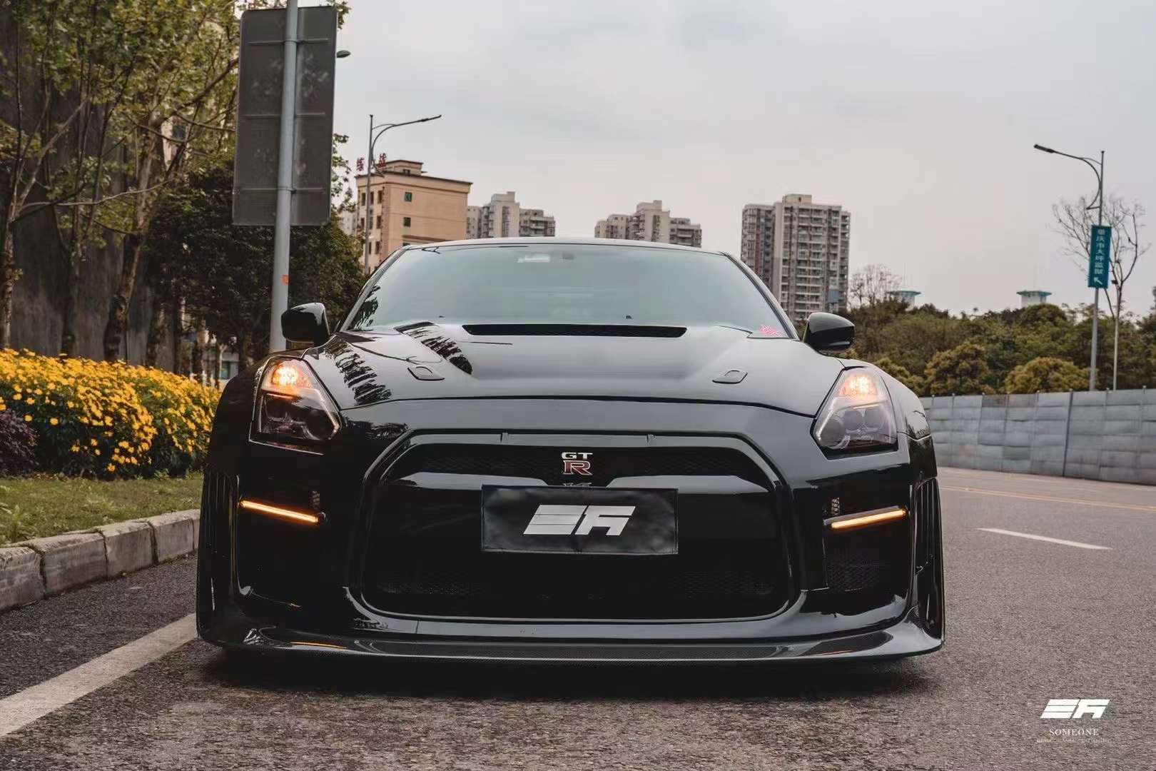Robot Craftsman Nissan GTR Body Kit (R35) Fibre Glass Reinforced Plastic Complete Body Kit (FRP) - Image 9