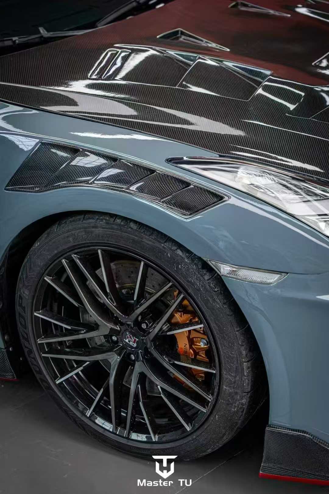 Nissan GTR R35 2024 Nismo Style Full Partial Carbon Conversion Kit (Fits 2009-2024) Version 1 - Image 7