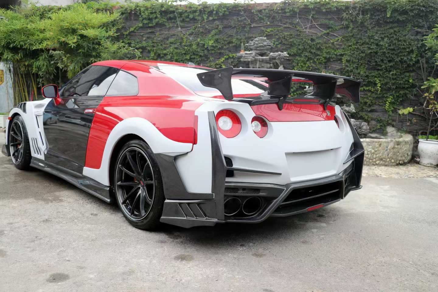 Nissan GTR R35 2024 TS Nismo Style Full Partial Carbon Conversion Kit (Fits 2009-2024) Version 2 - Image 4