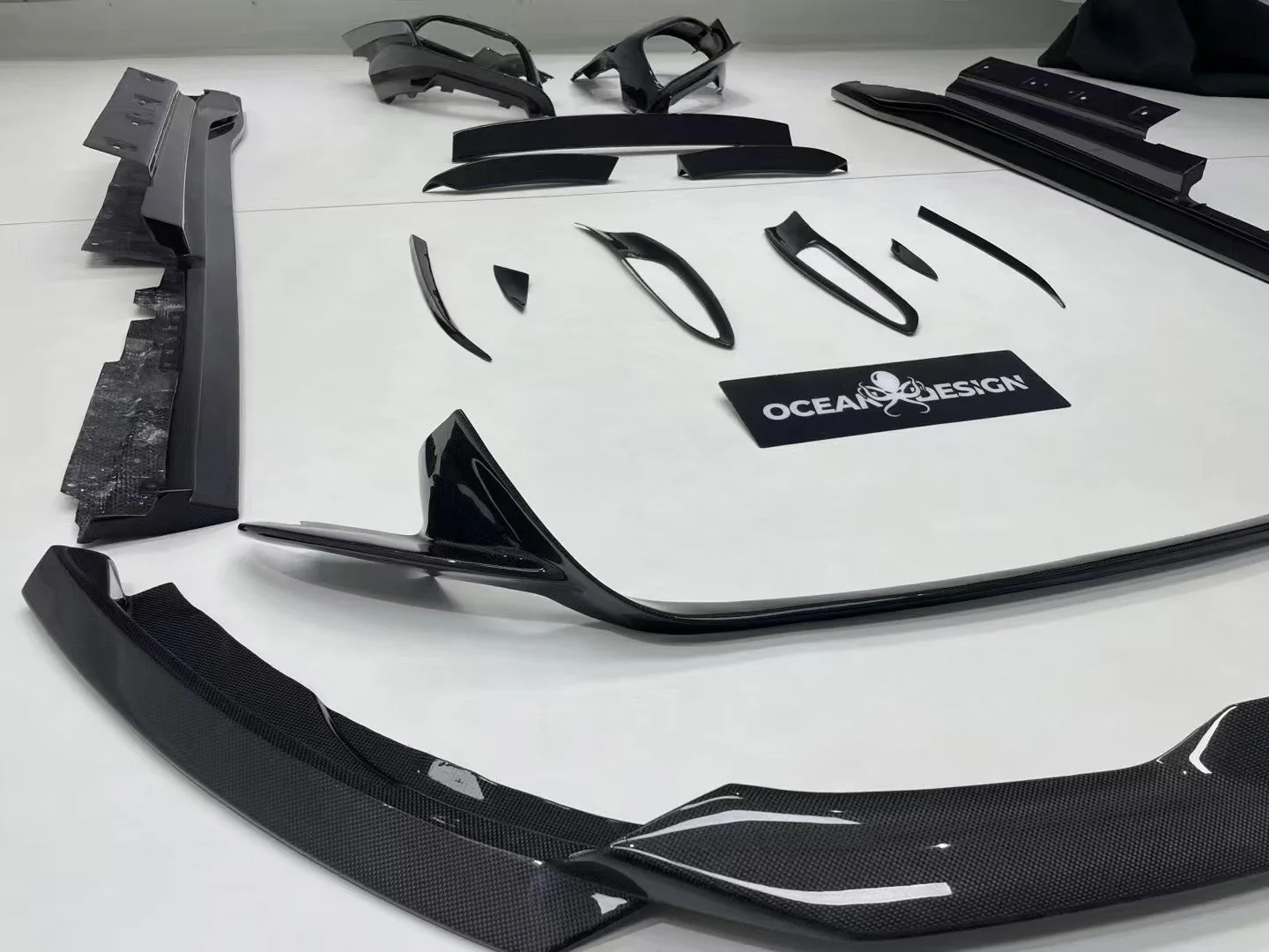 Ocean Design Ferrari 812 Dry Carbon Aero Body Kit (Full Set) - Image 13