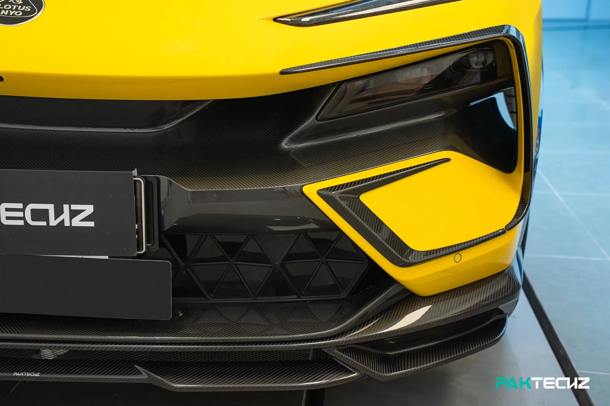 PAKTECHZ Carbon Fiber Aero Body Kit for Lotus Eletre - Image 12