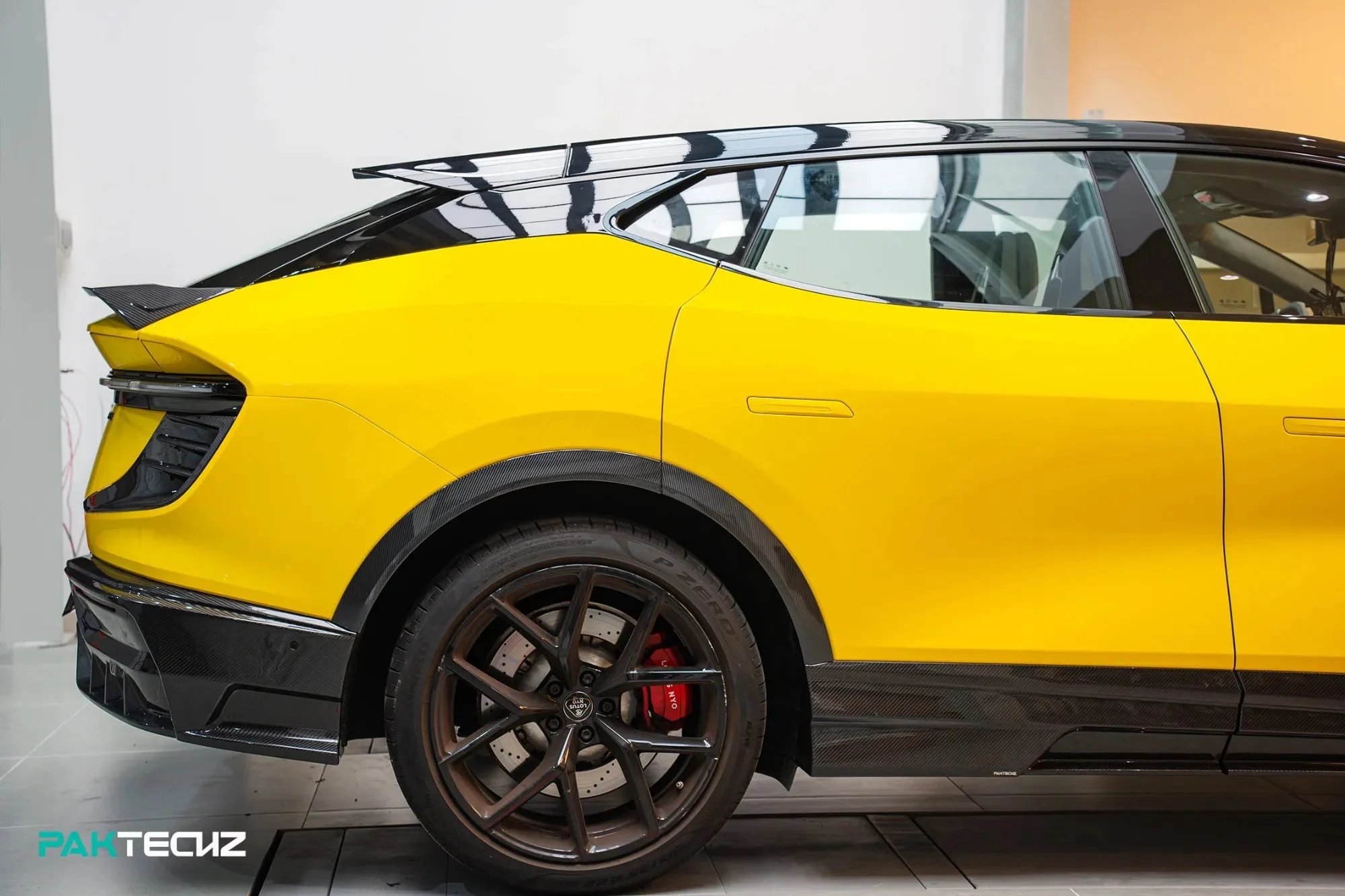 PAKTECHZ Carbon Fiber Aero Body Kit for Lotus Eletre - Image 22