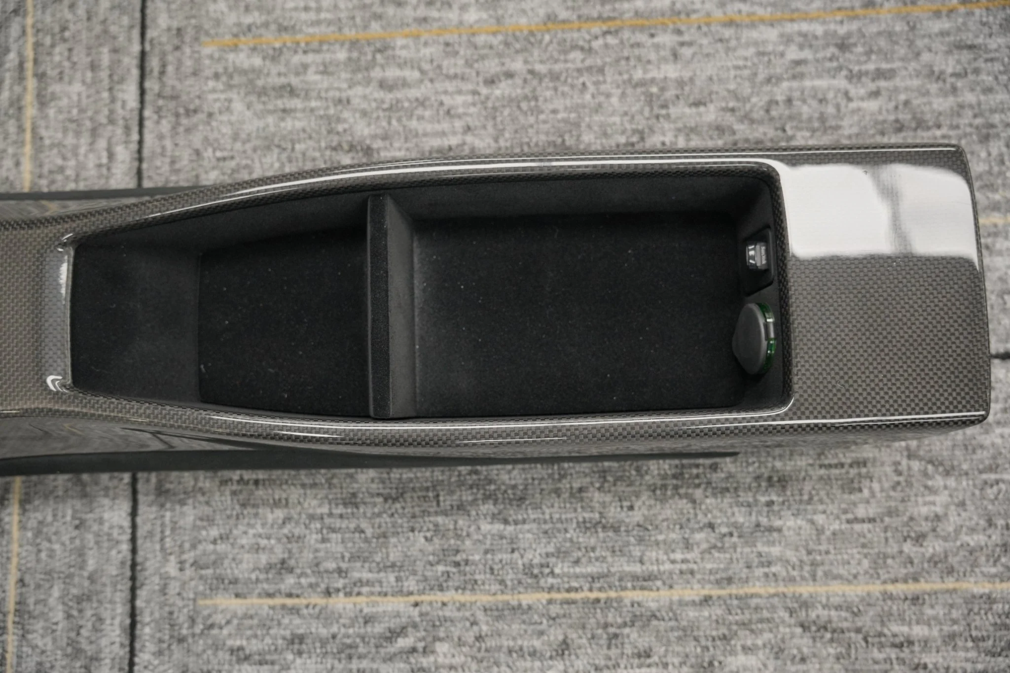 Pista Style Centre Console for Ferrari GTB / Spyder (LHD & RHD) - Image 3