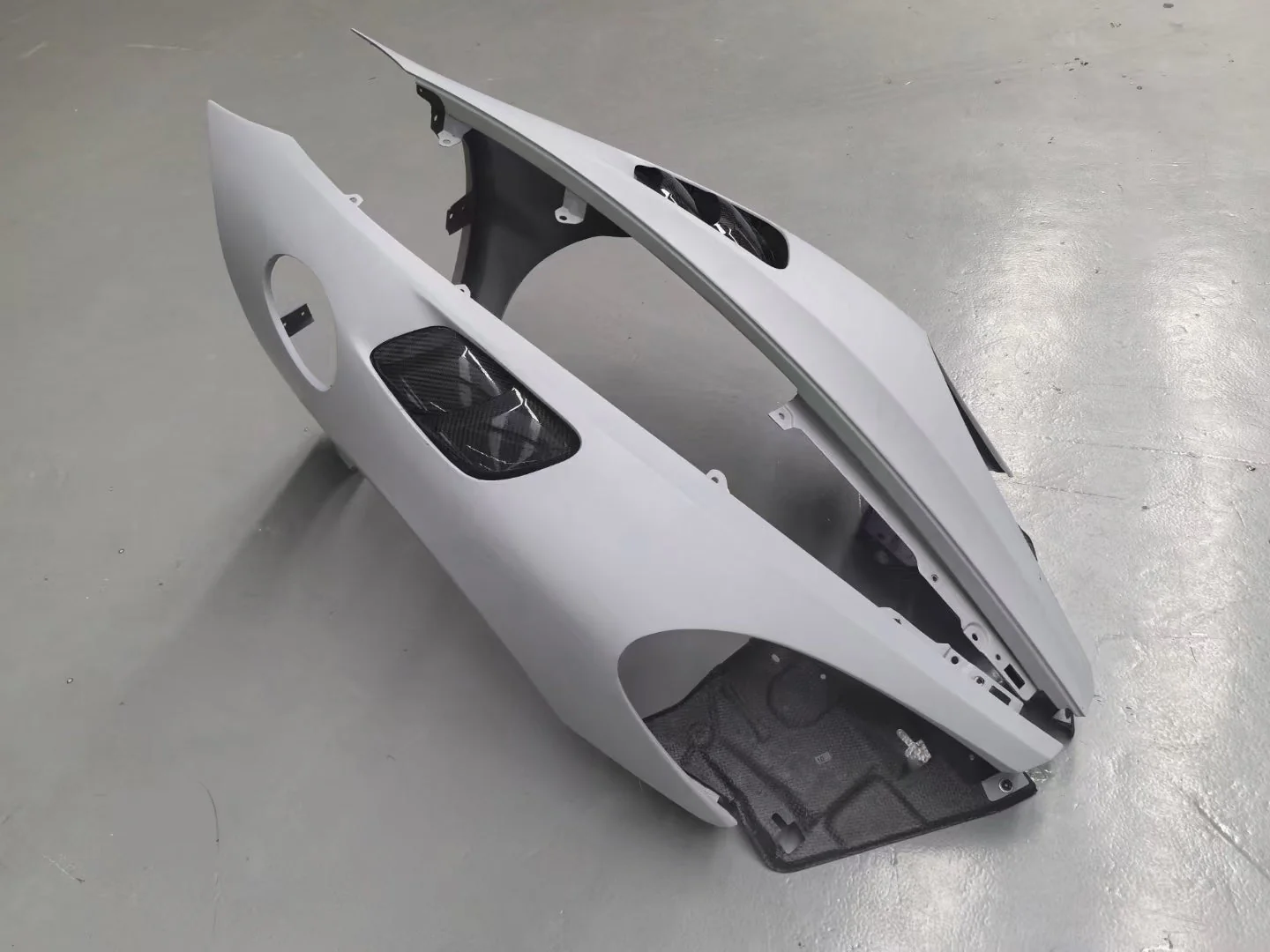 Porsche 718 Cayman GT4 RS Conversion Kit - Image 9