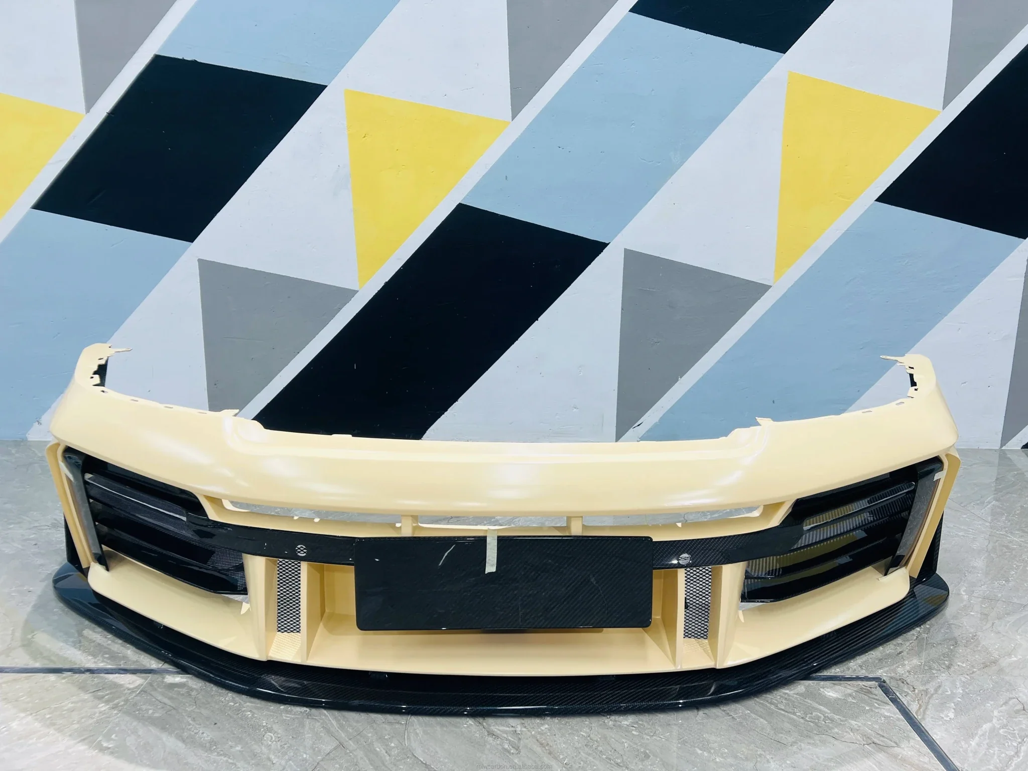 Porsche 911 / 992.1 𝑴𝒊𝑾·𝑫𝑬𝑺𝑰𝑮𝑵 "Ghost" Full Dry Carbon Fibre Bodykit - Image 16
