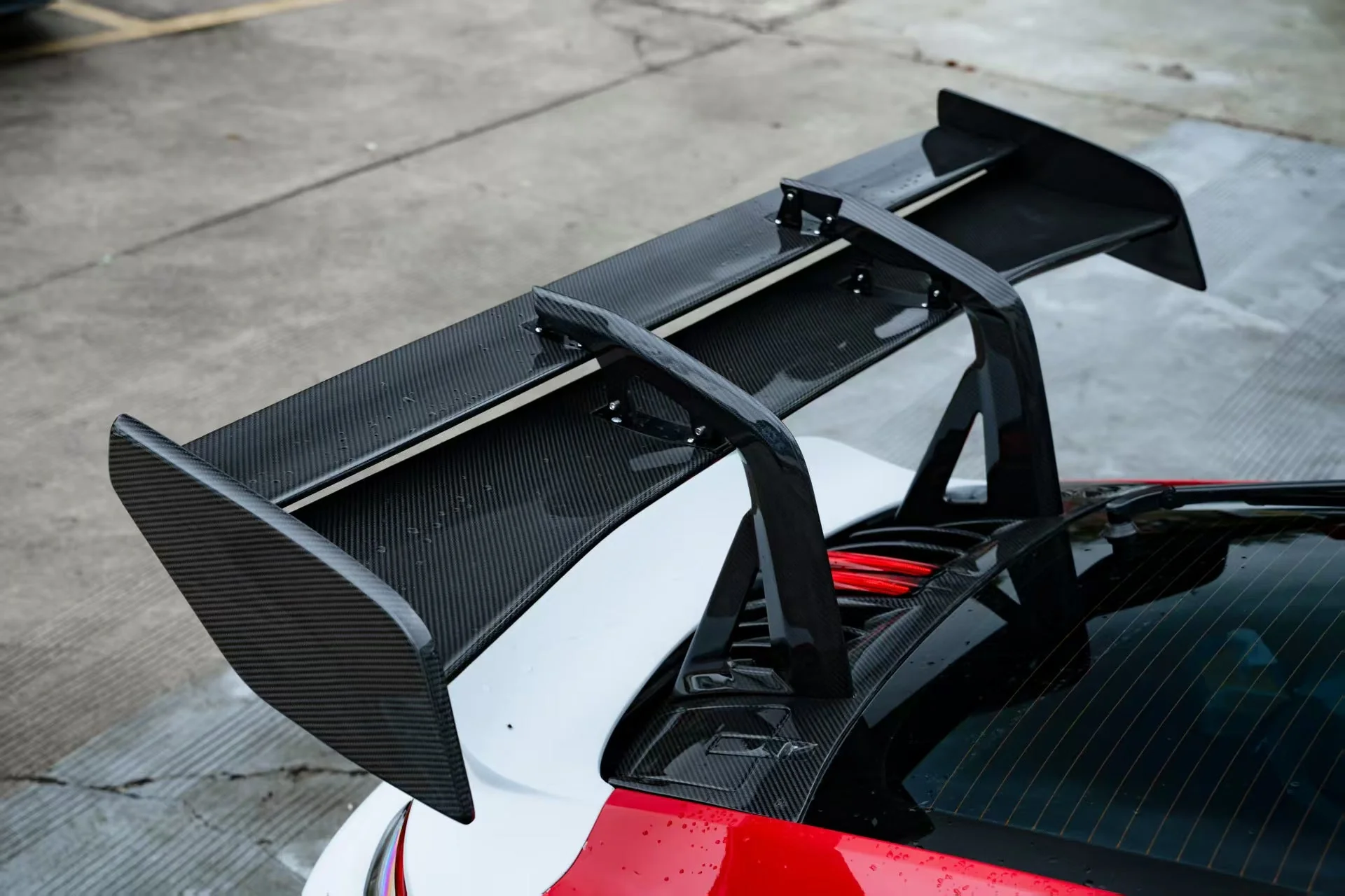 Porsche 911 992.1 (2019-2024) Upgrade to GT3 RS Full Dry-Carbon Fibre Conversion Kit - Image 25