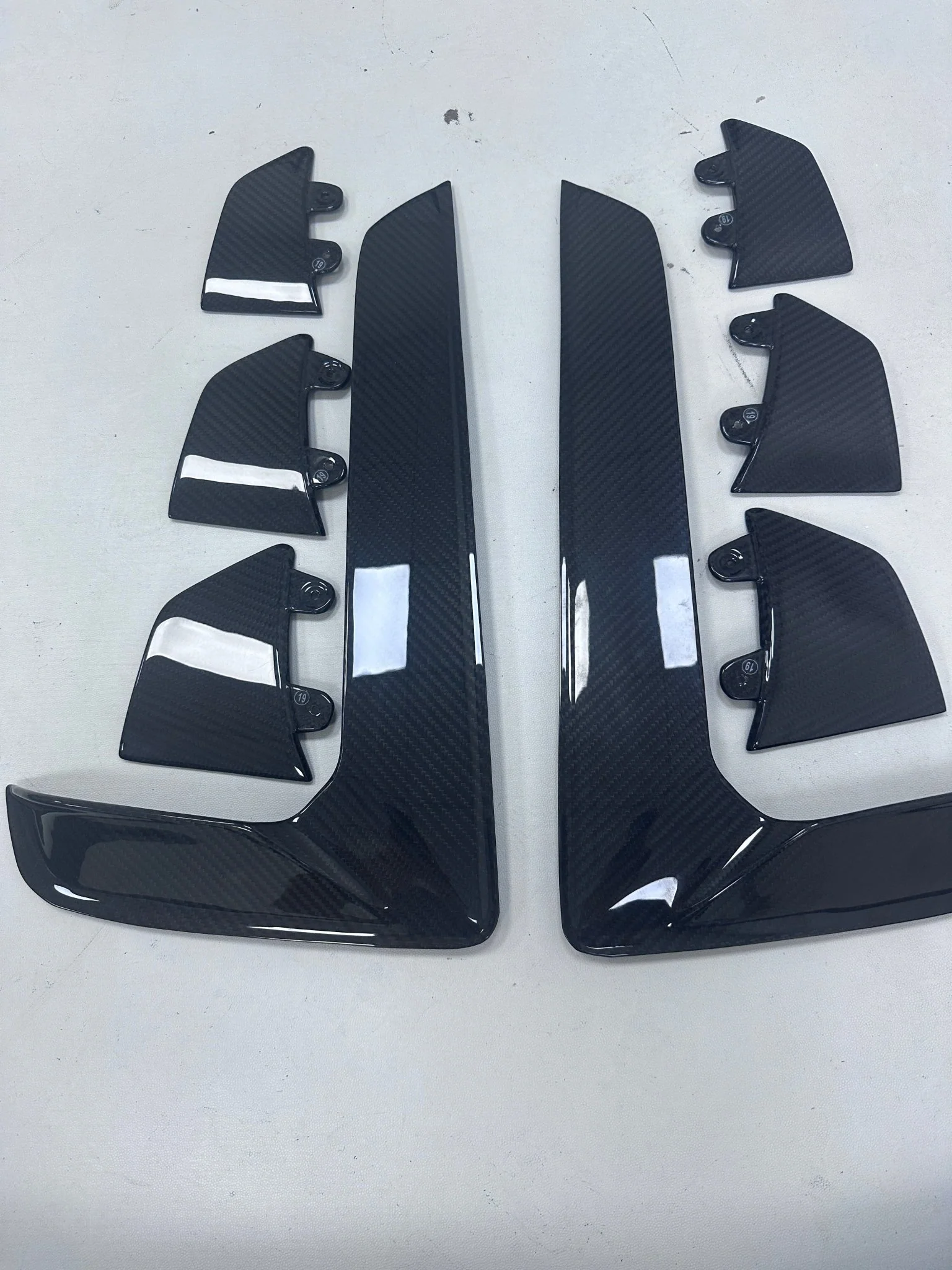 Porsche 992 GT3 RS Plastic OEM Dry-Carbon Replacement Kit - Image 15