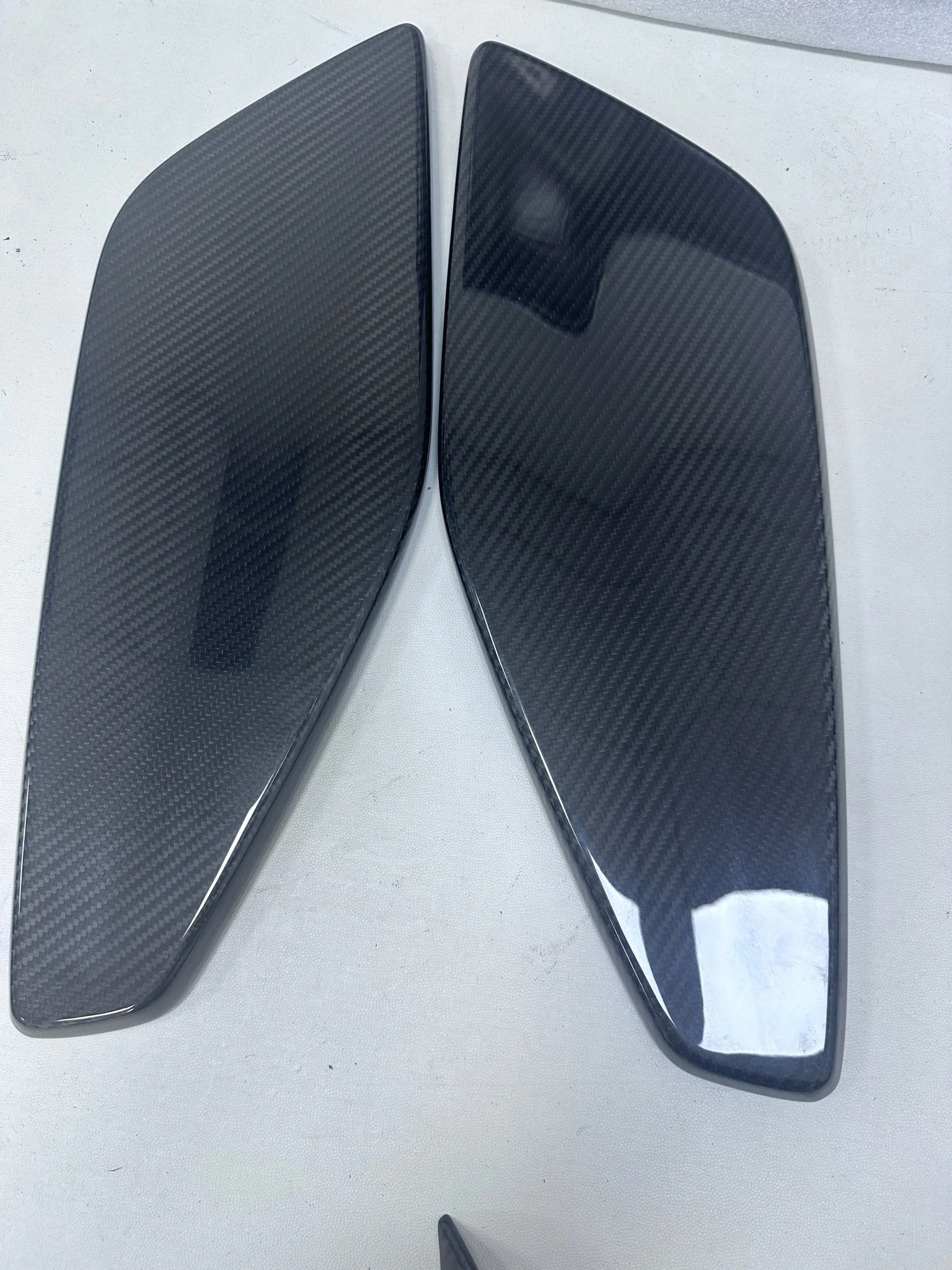 Porsche 992 GT3 RS Plastic OEM Dry-Carbon Replacement Kit - Image 20
