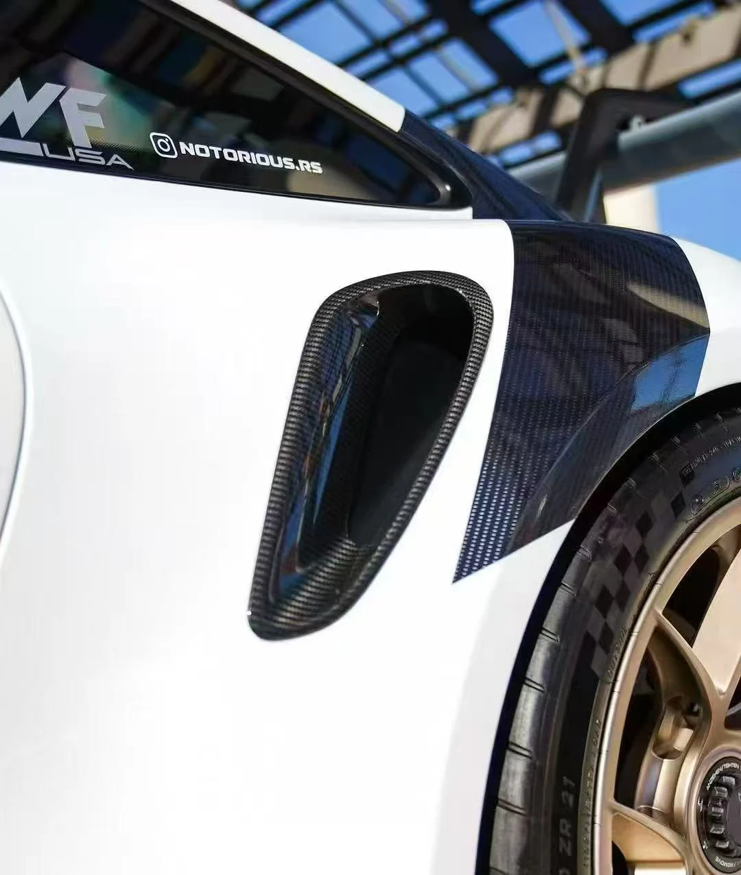 Porsche 992 GT3 RS Plastic OEM Dry-Carbon Replacement Kit - Image 9