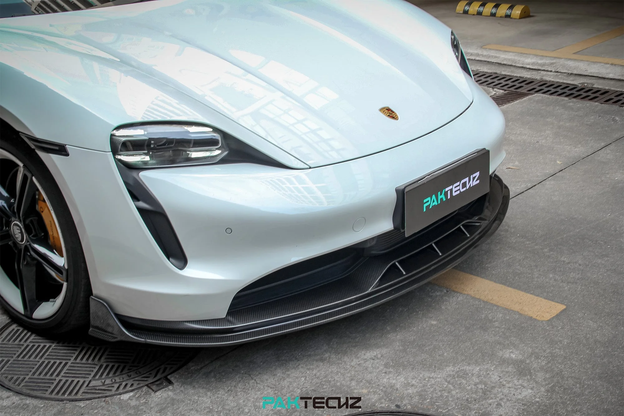 Porsche Taycan / Turismo Paktechz Full Dry Carbon Aerodynamics kit - Image 10