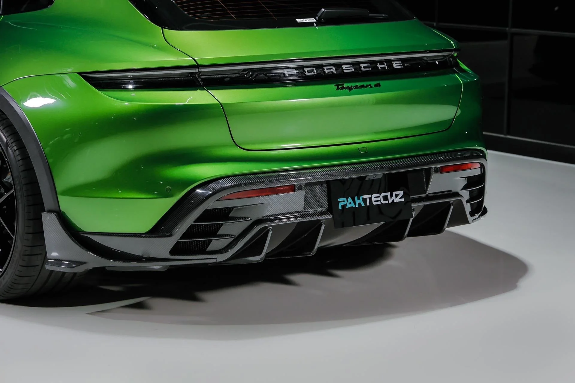 Porsche Taycan / Turismo Paktechz Full Dry Carbon Aerodynamics kit - Image 23