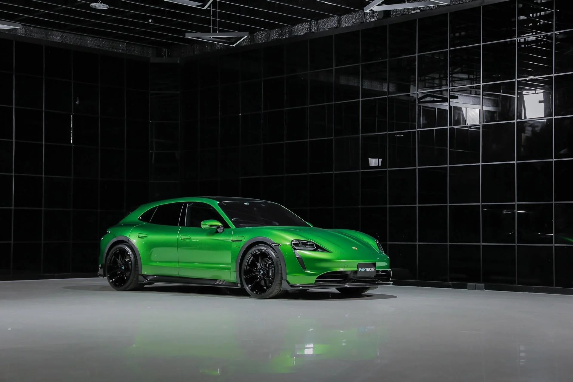 Porsche Taycan / Turismo Paktechz Full Dry Carbon Aerodynamics kit - Image 25